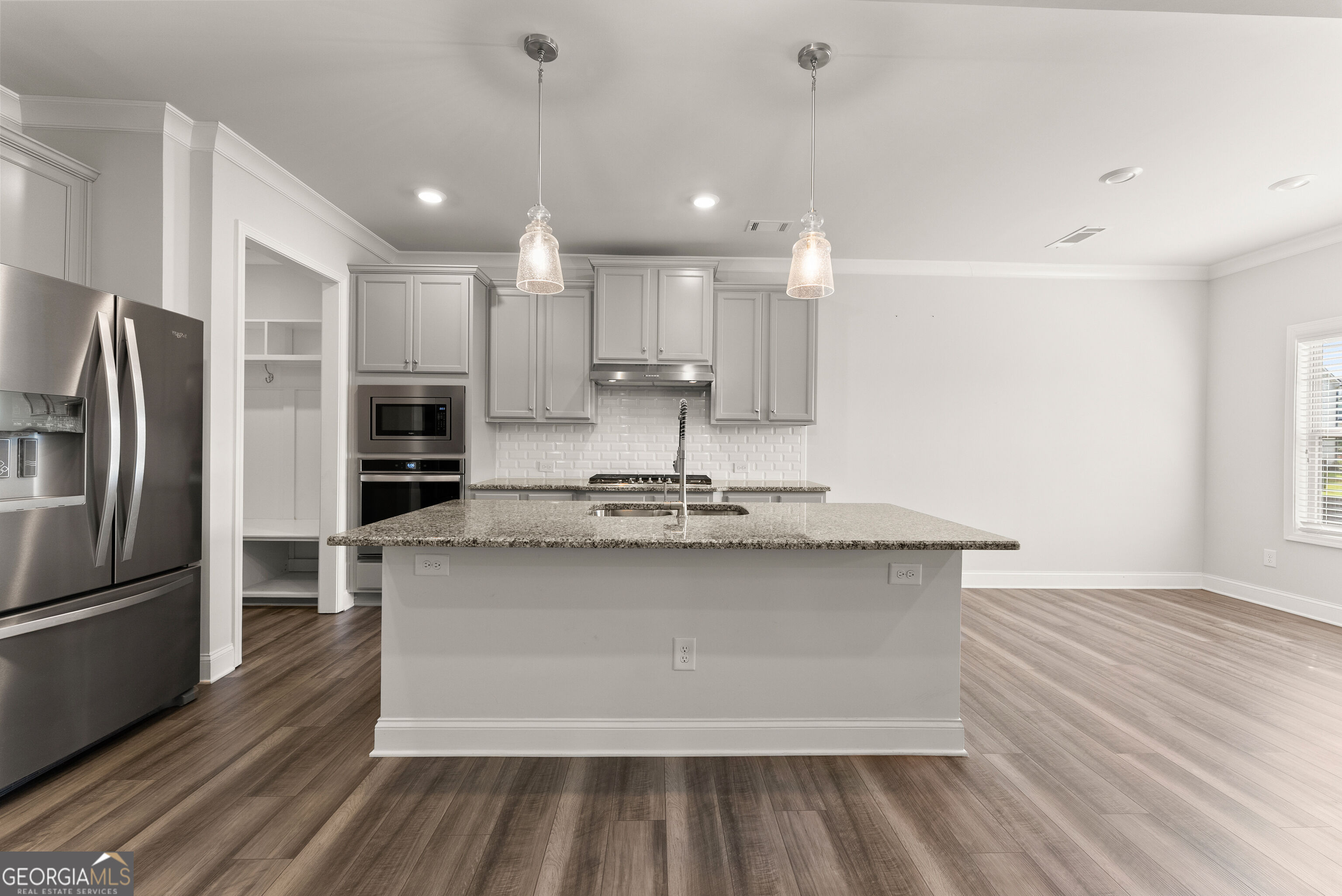 7129 Birch View Court Property Photo 15