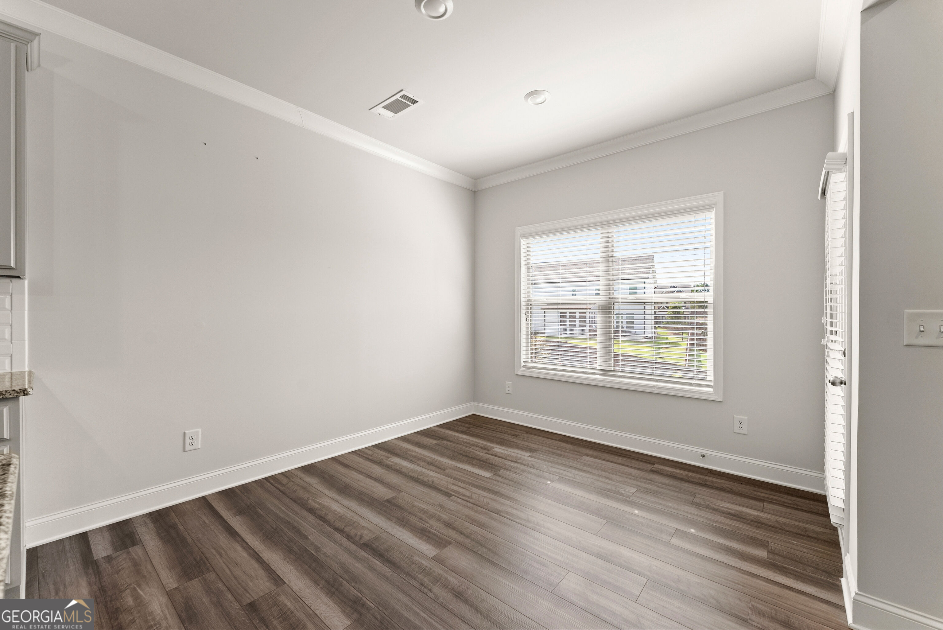 7129 Birch View Court Property Photo 18