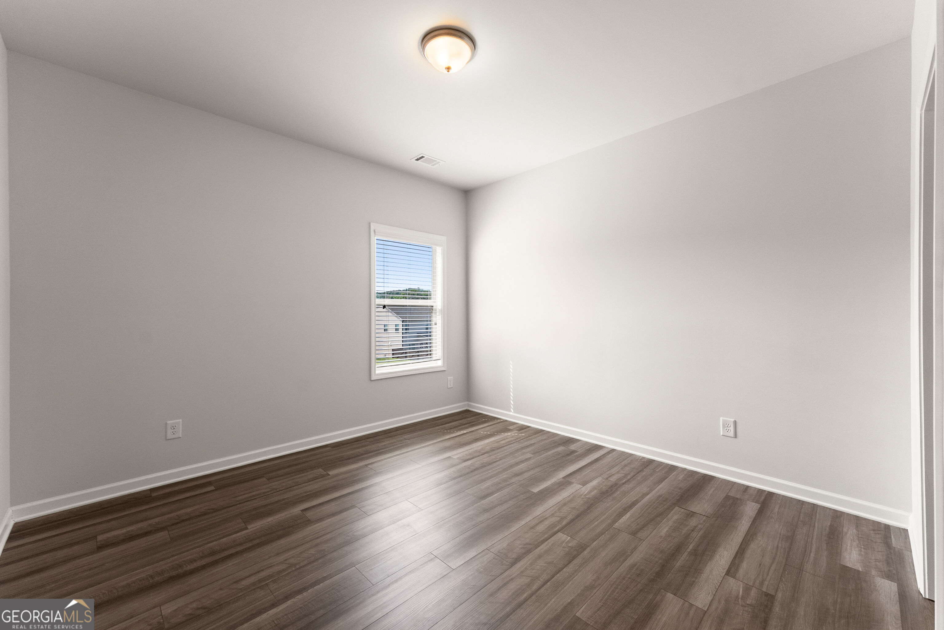 7129 Birch View Court Property Photo 24