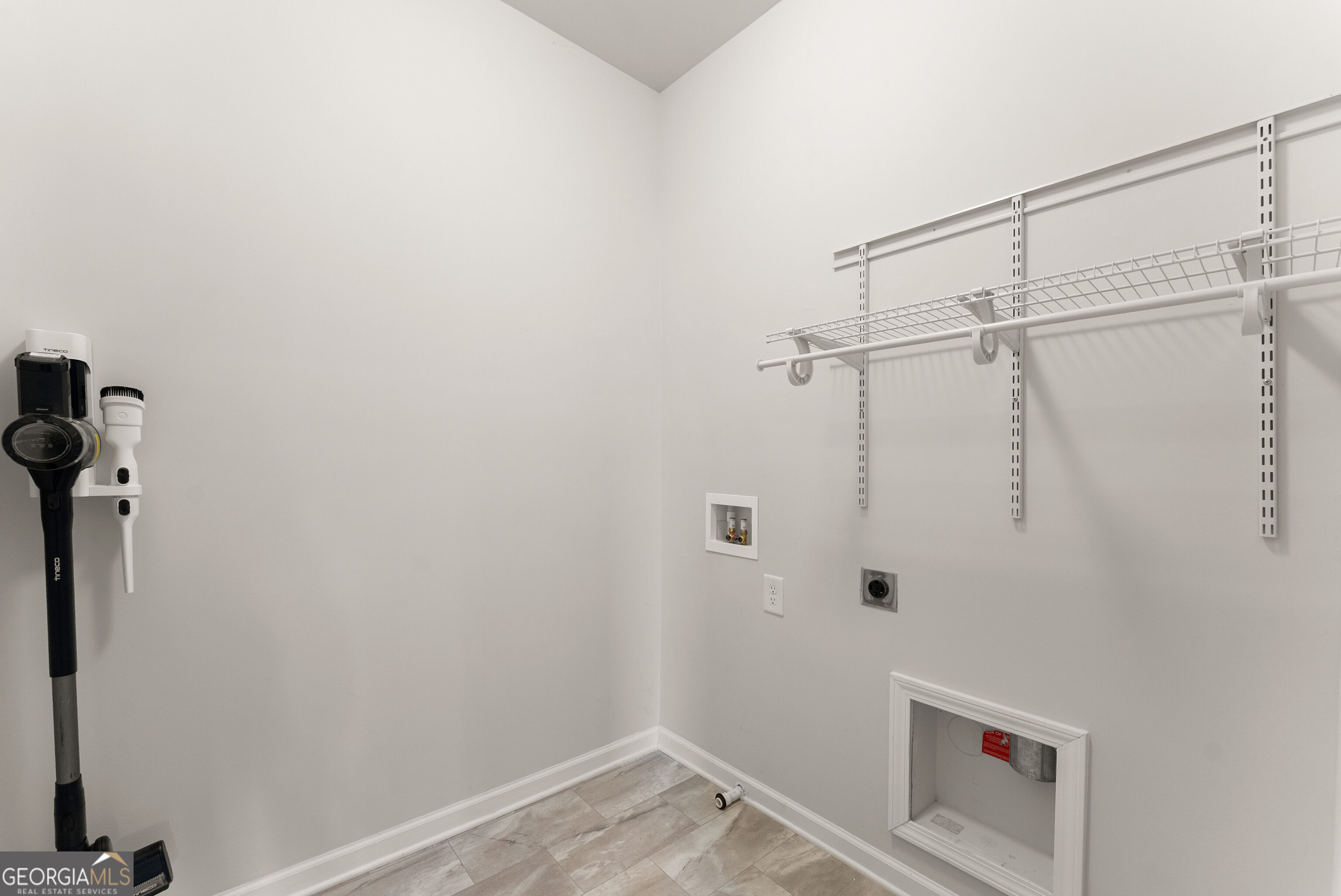 7129 Birch View Court Property Photo 42