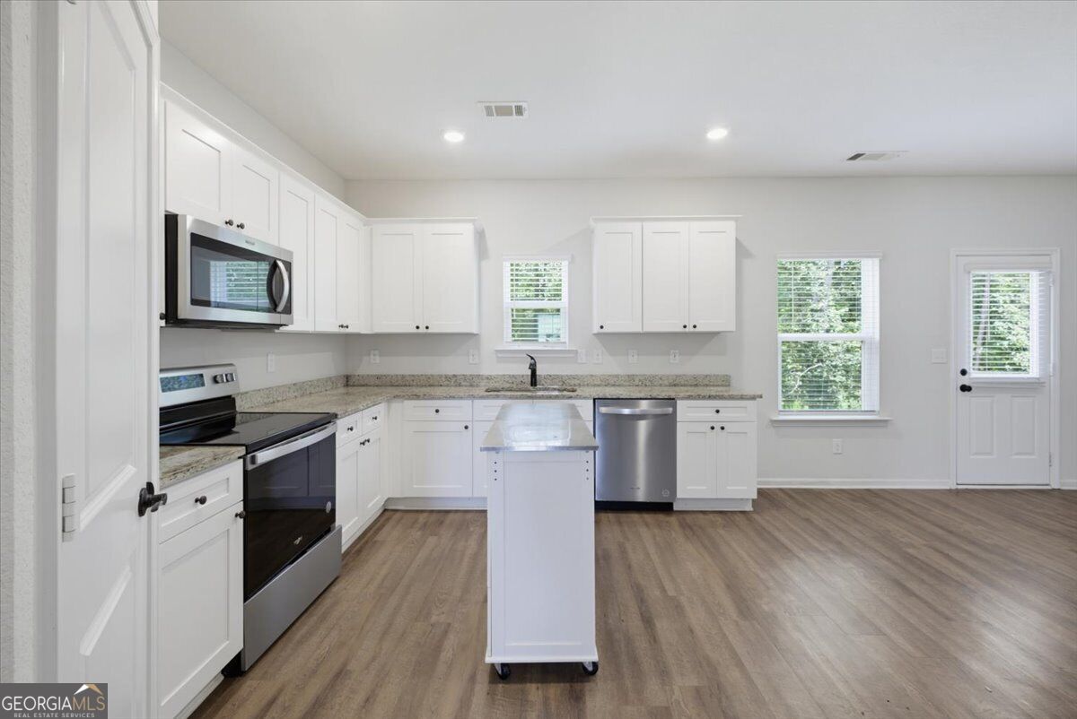446 Samara Court Property Photo 12