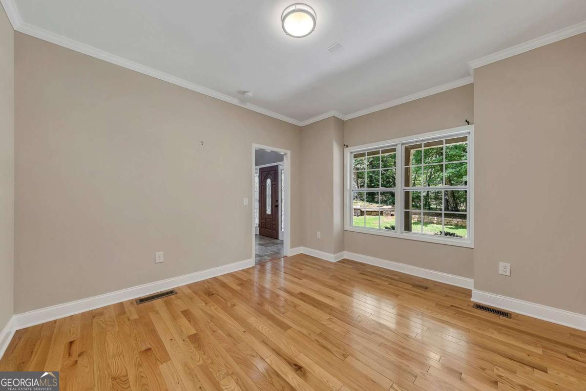 3184 Saint Andrews Way Property Photo 9