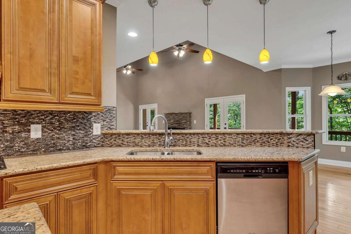 3184 Saint Andrews Way Property Photo 15