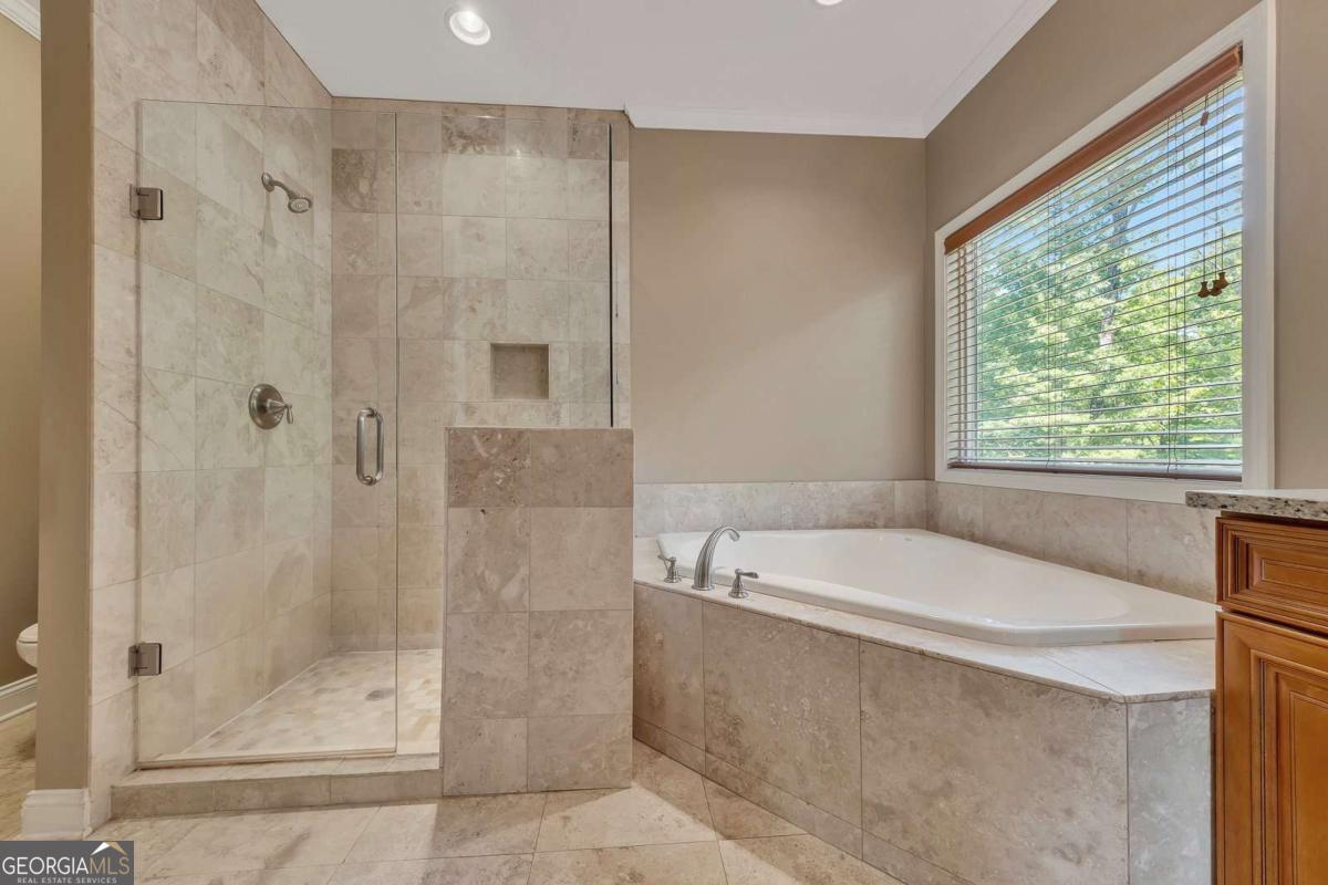3184 Saint Andrews Way Property Photo 29