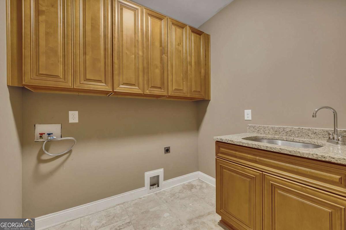 3184 Saint Andrews Way Property Photo 34