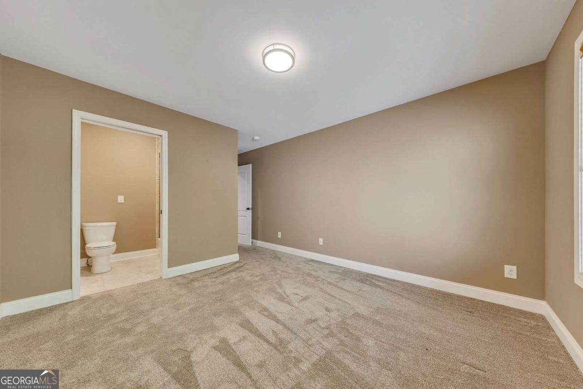 3184 Saint Andrews Way Property Photo 40