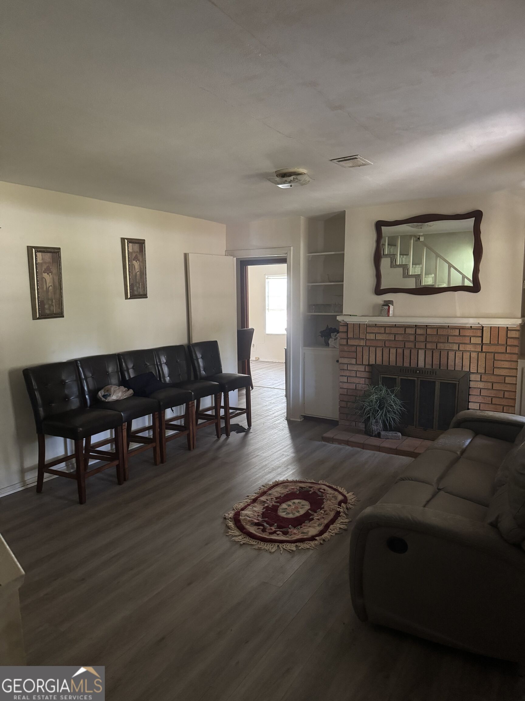 513 Community Drive Property Photo 8