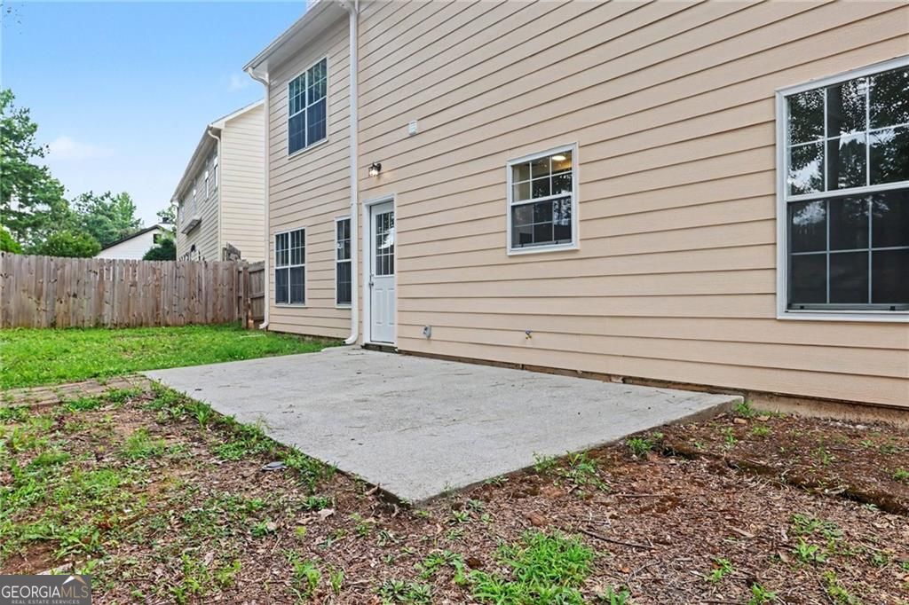 305 Saddle Bridge Drive Property Photo 29