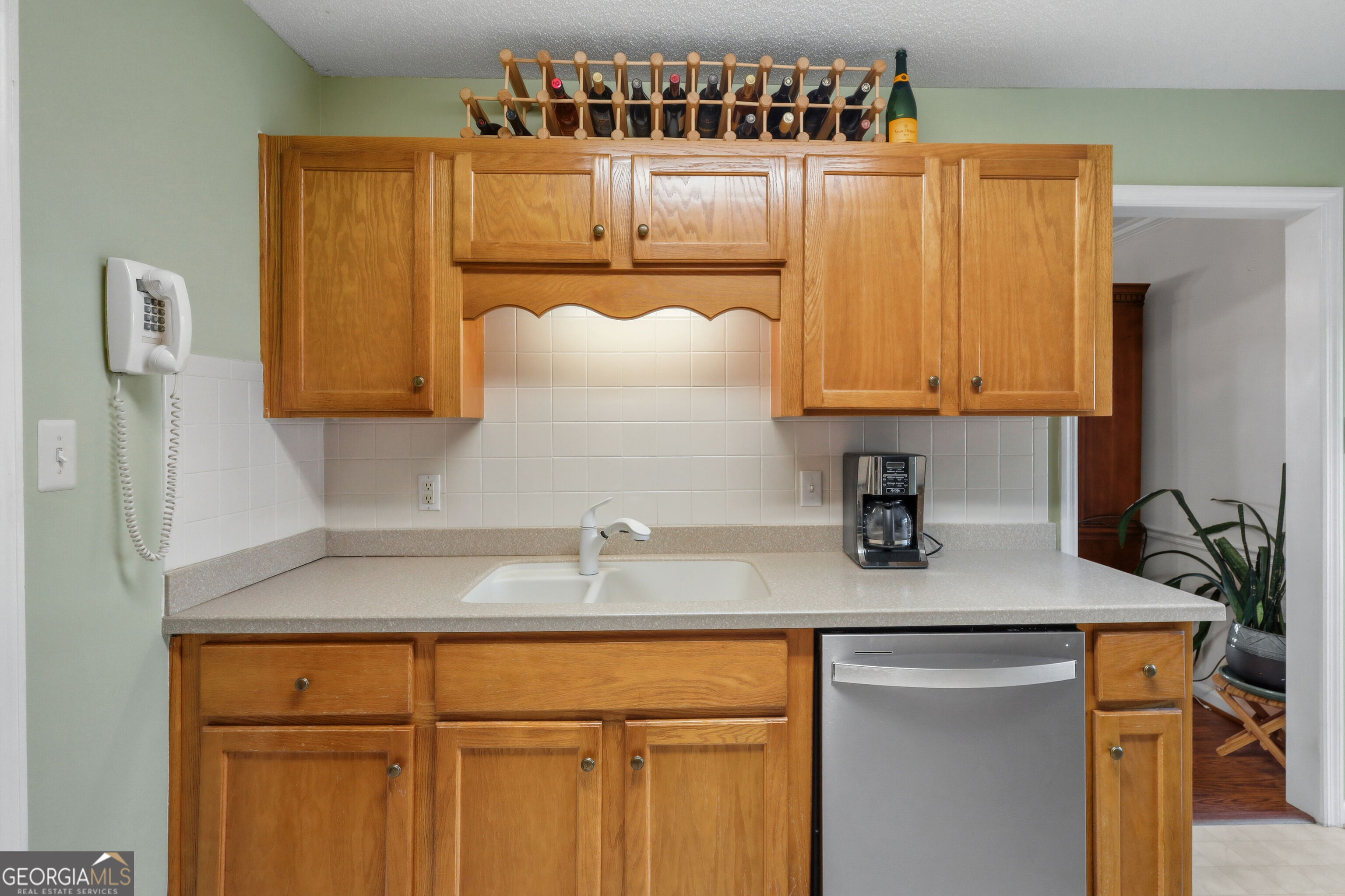 135 Hawthorne Drive Property Photo 10