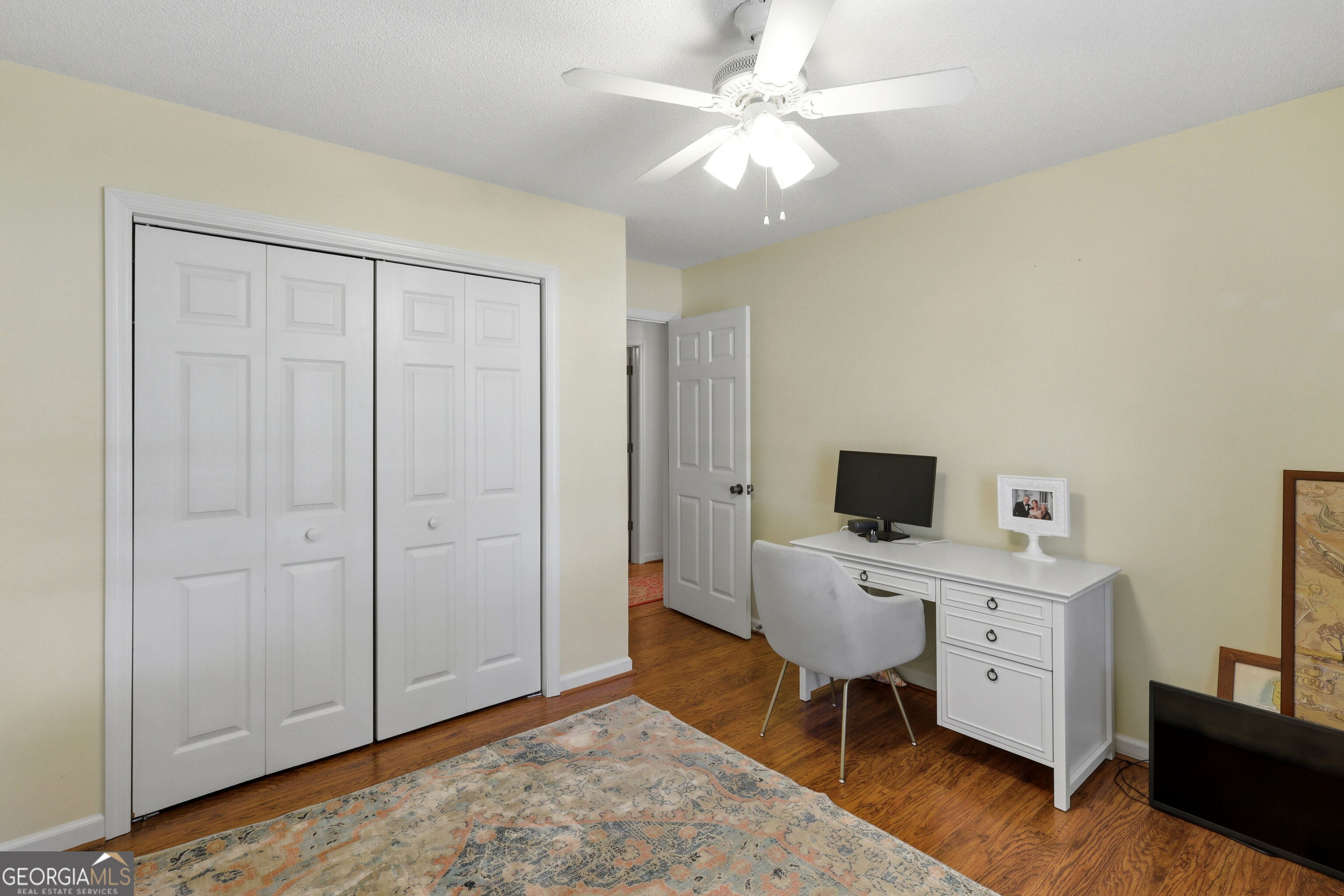 135 Hawthorne Drive Property Photo 24