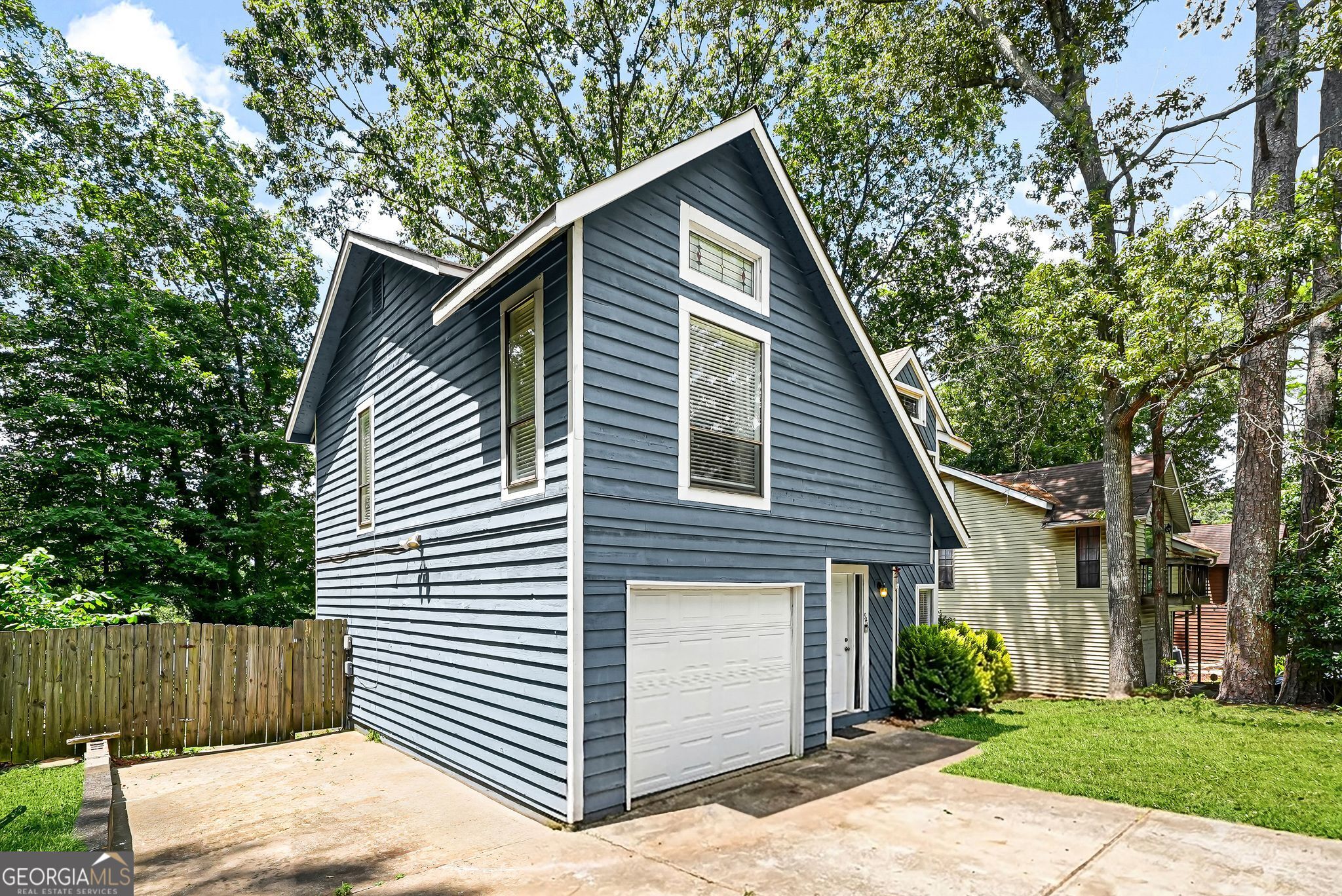 946 Fox Chase Property Photo 2