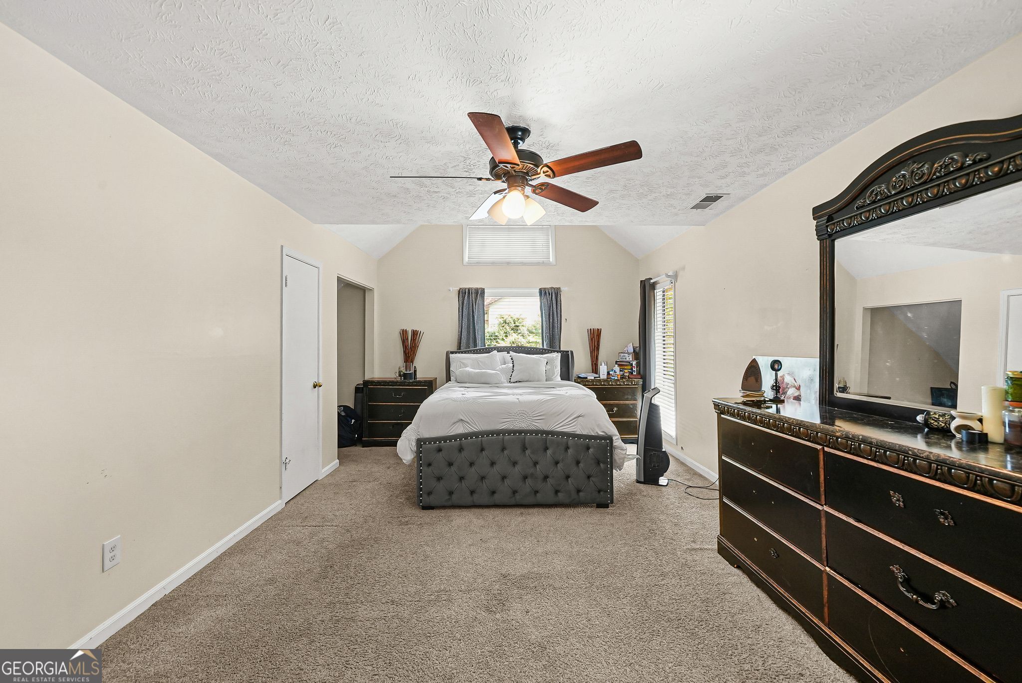 946 Fox Chase Property Photo 11