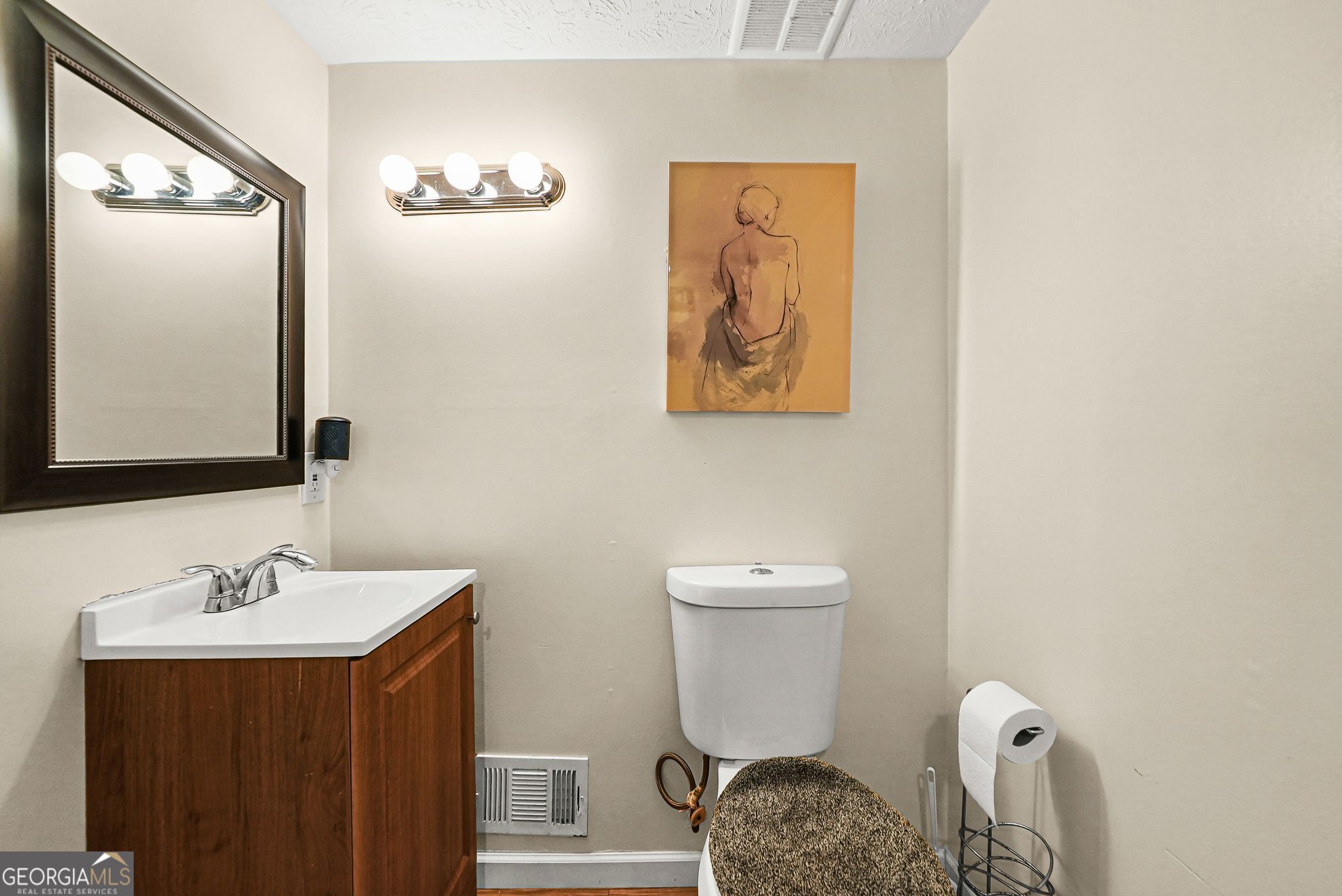 946 Fox Chase Property Photo 17