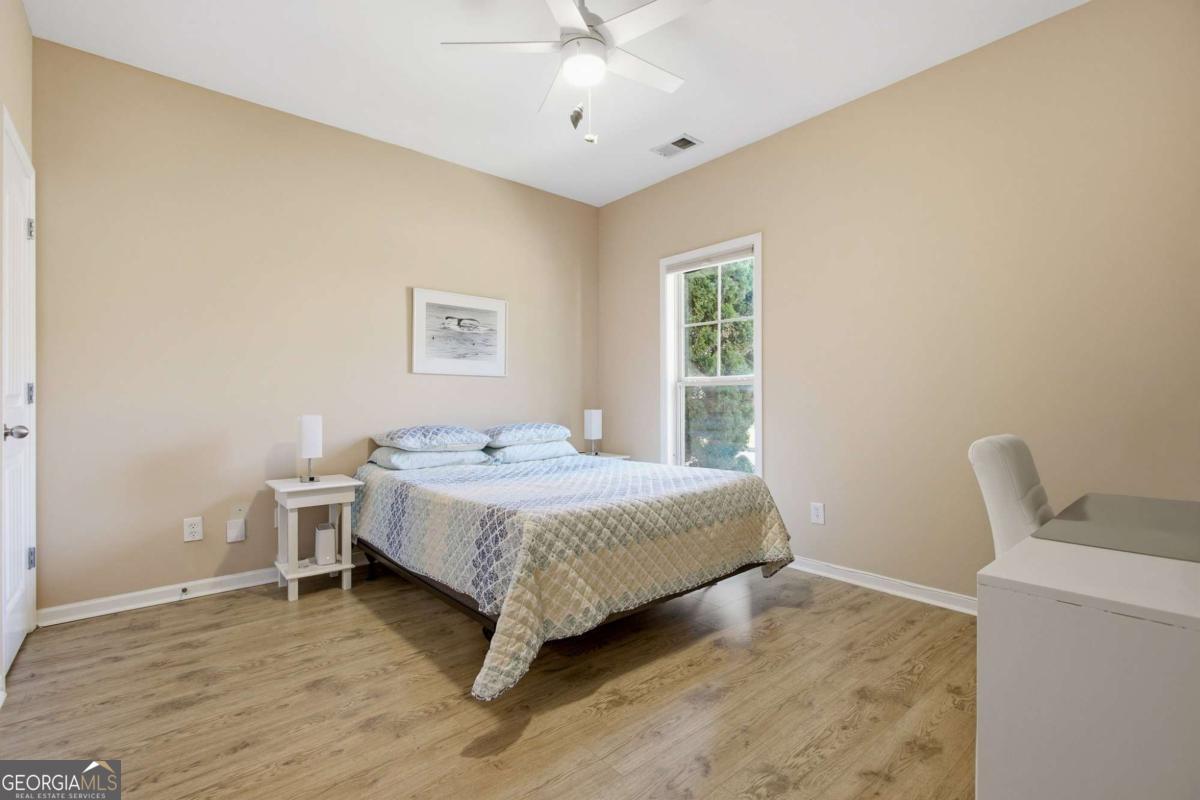 32 Samuel Way Nw Property Photo 6