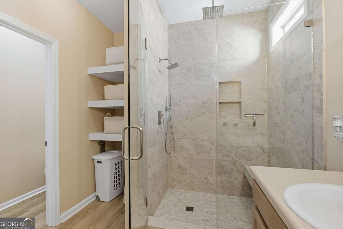 32 Samuel Way Nw Property Photo 26