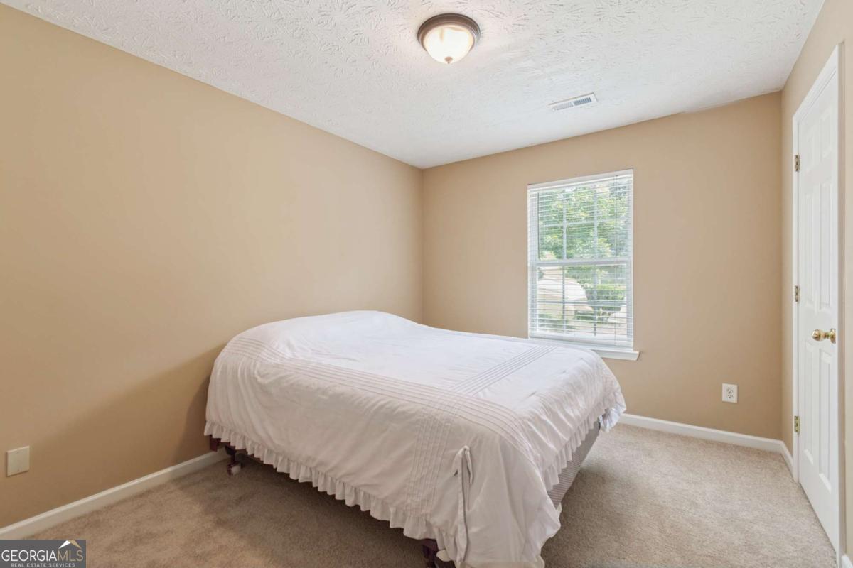 4718 Middleboro Lane Property Photo 24