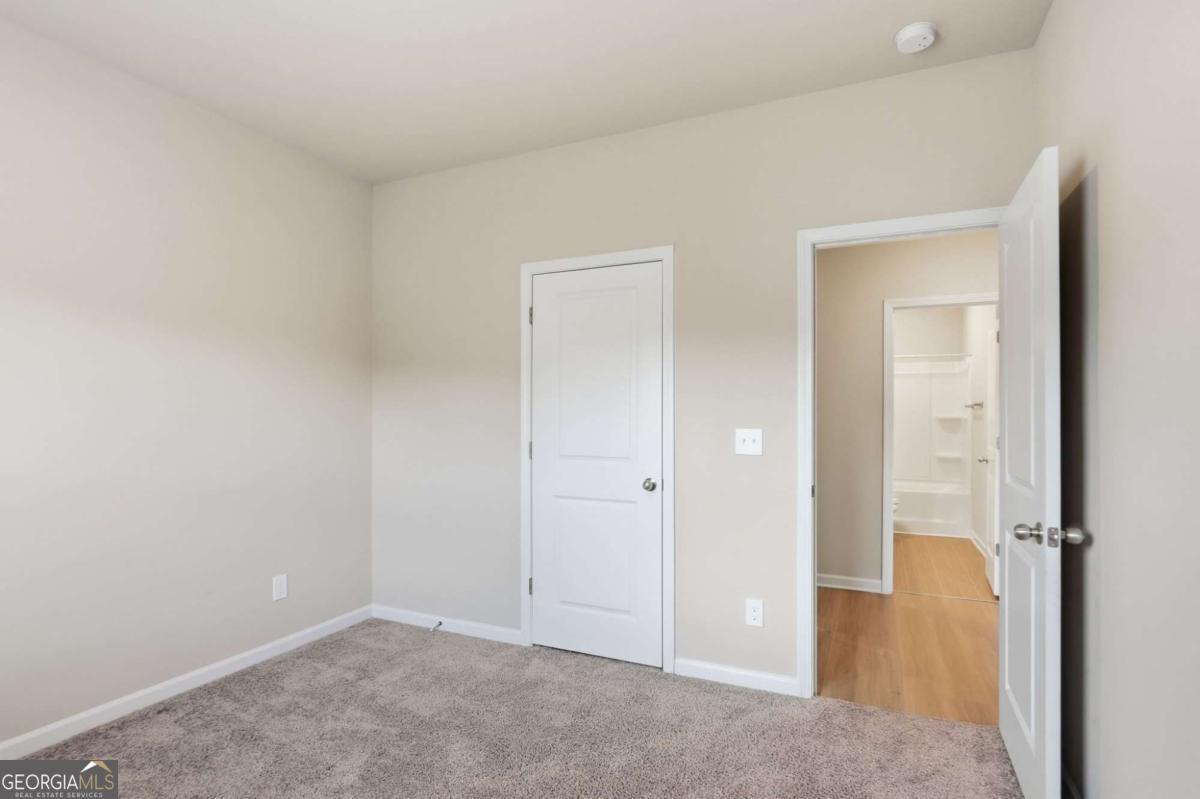 146 Culver Street Property Photo 8