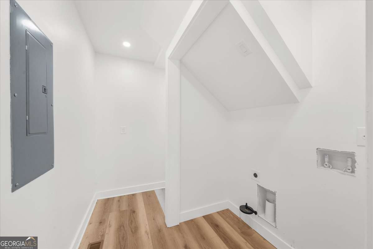 1040 Donnelly Avenue Sw Property Photo 20