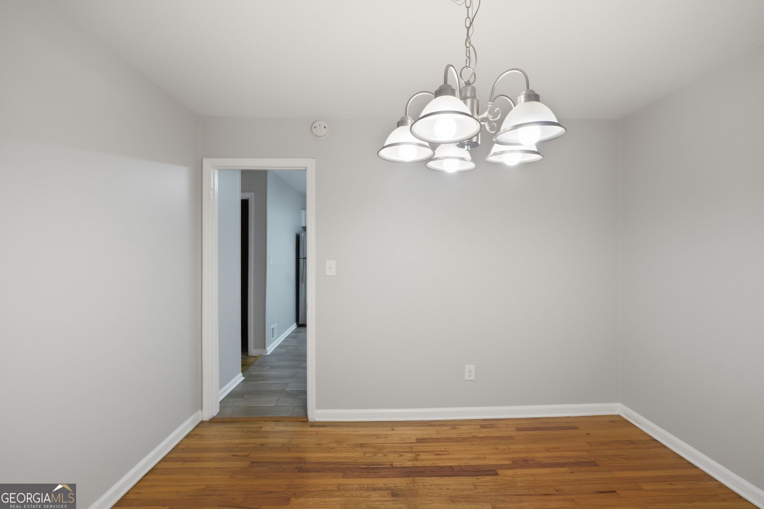 1604 Drayton Woods Drive Property Photo 7