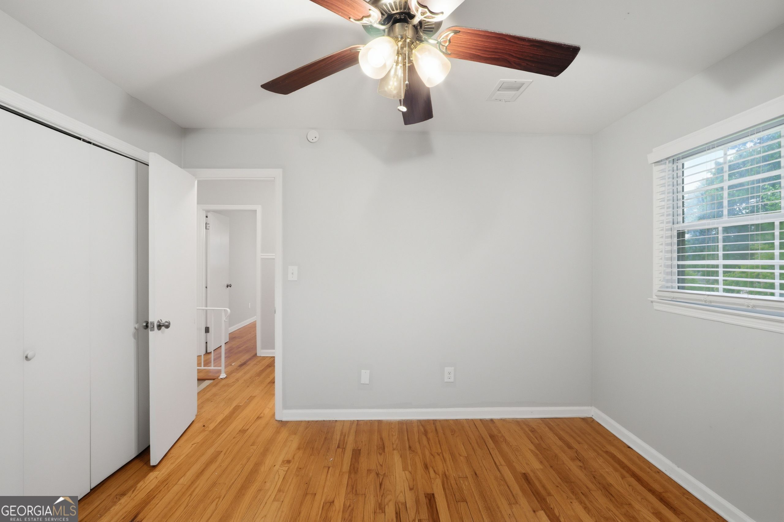 1604 Drayton Woods Drive Property Photo 12