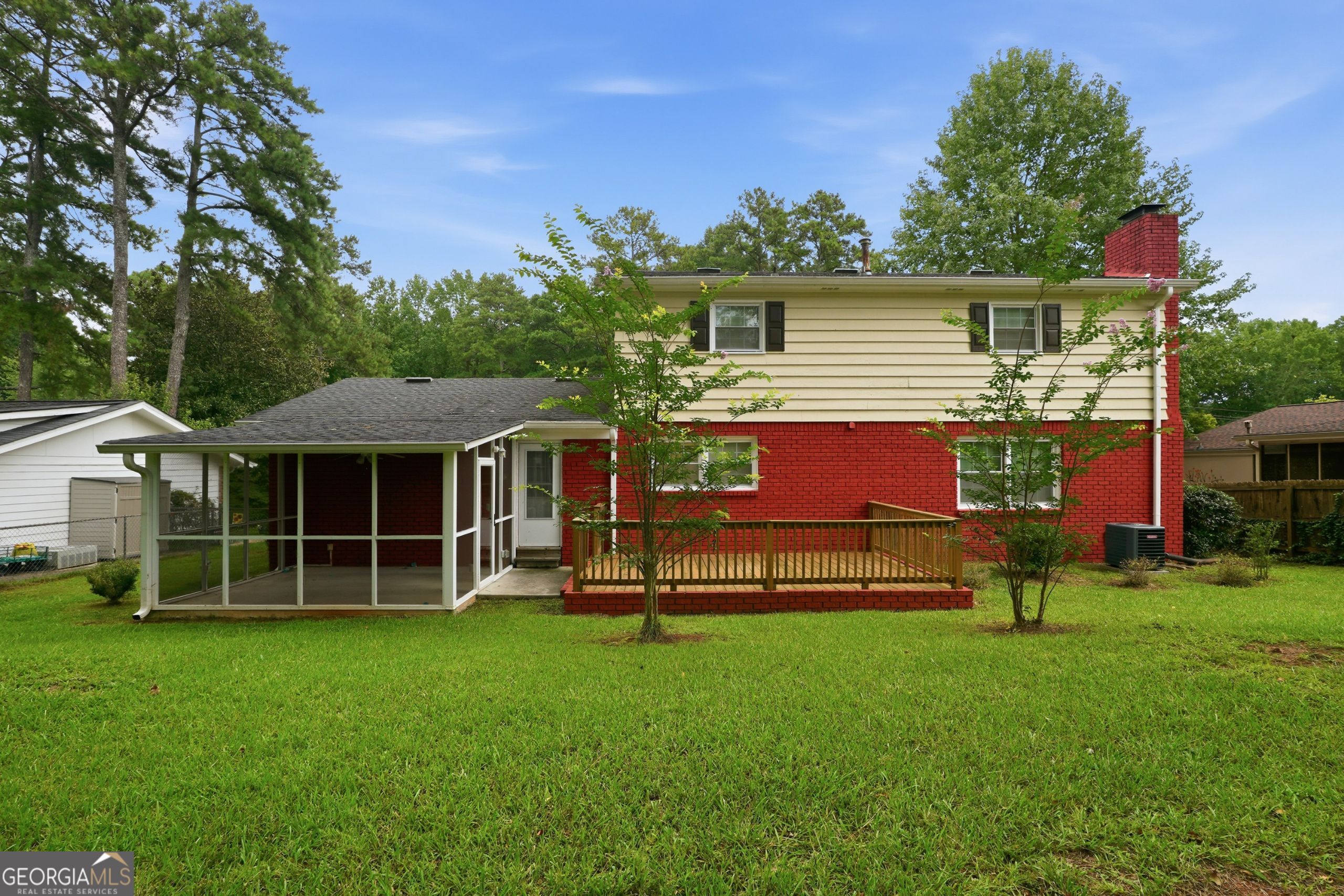 1604 Drayton Woods Drive Property Photo 25