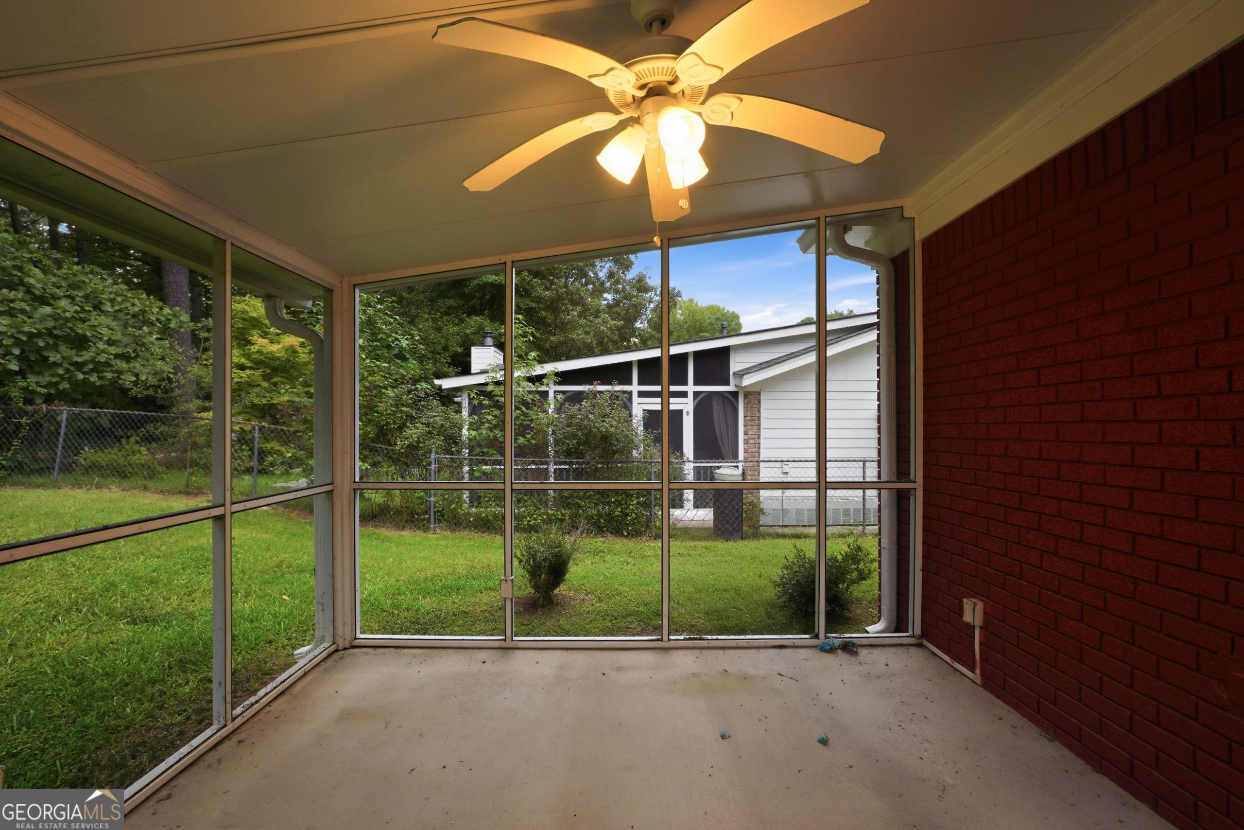 1604 Drayton Woods Drive Property Photo 28