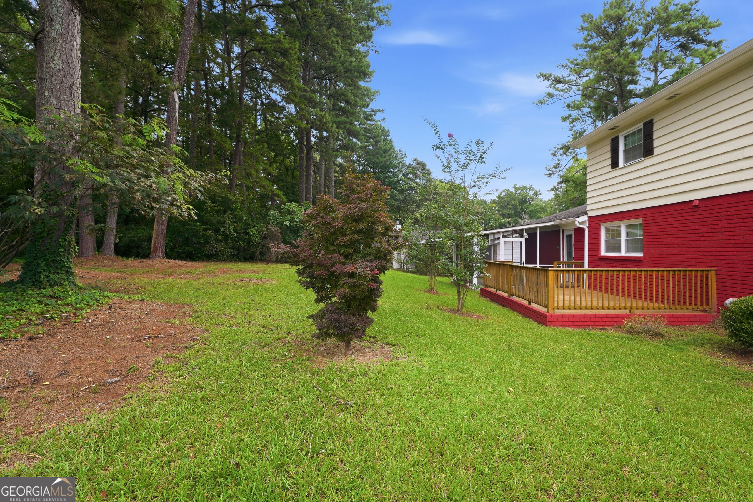 1604 Drayton Woods Drive Property Photo 33
