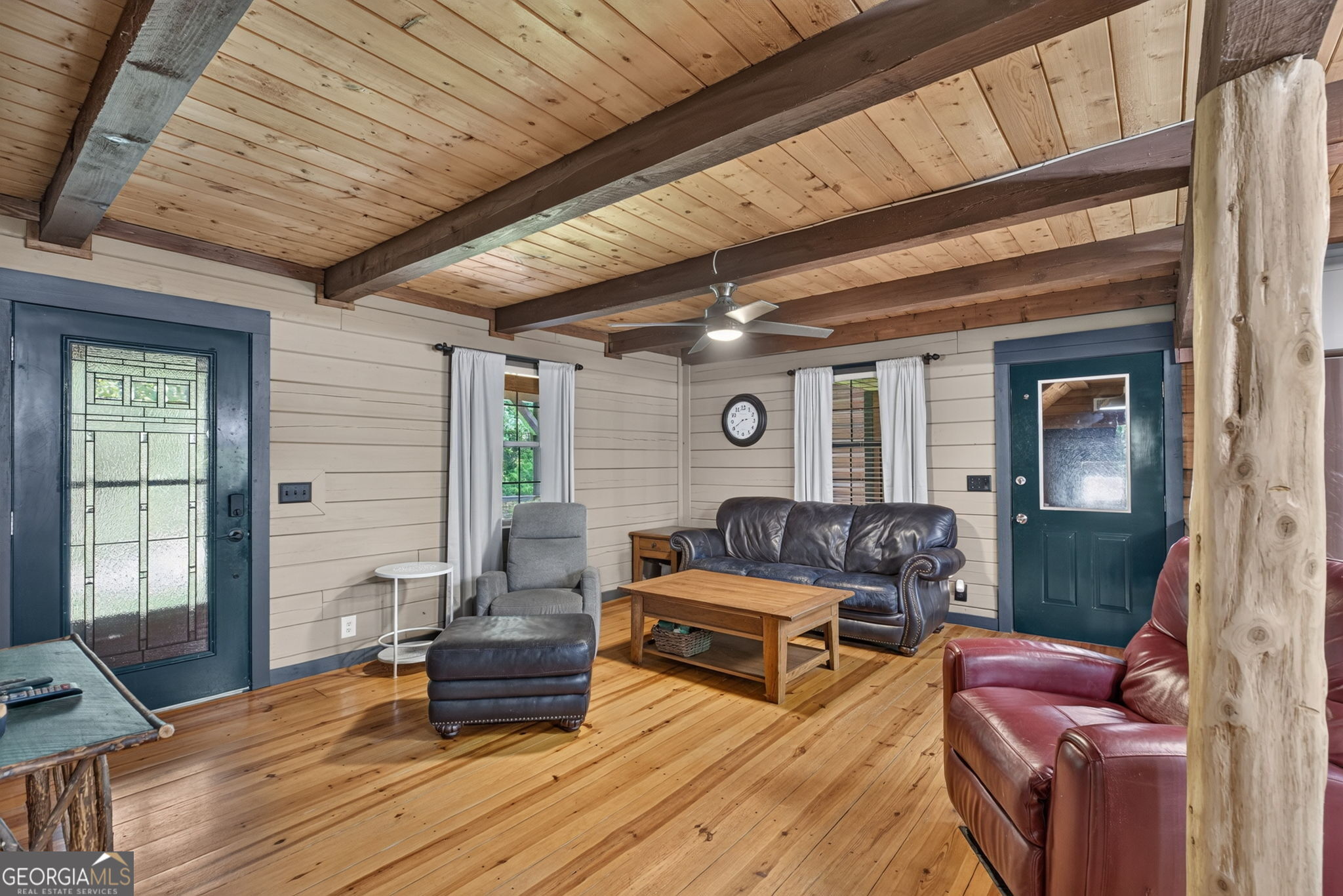 7048 Shell Road Property Photo 9