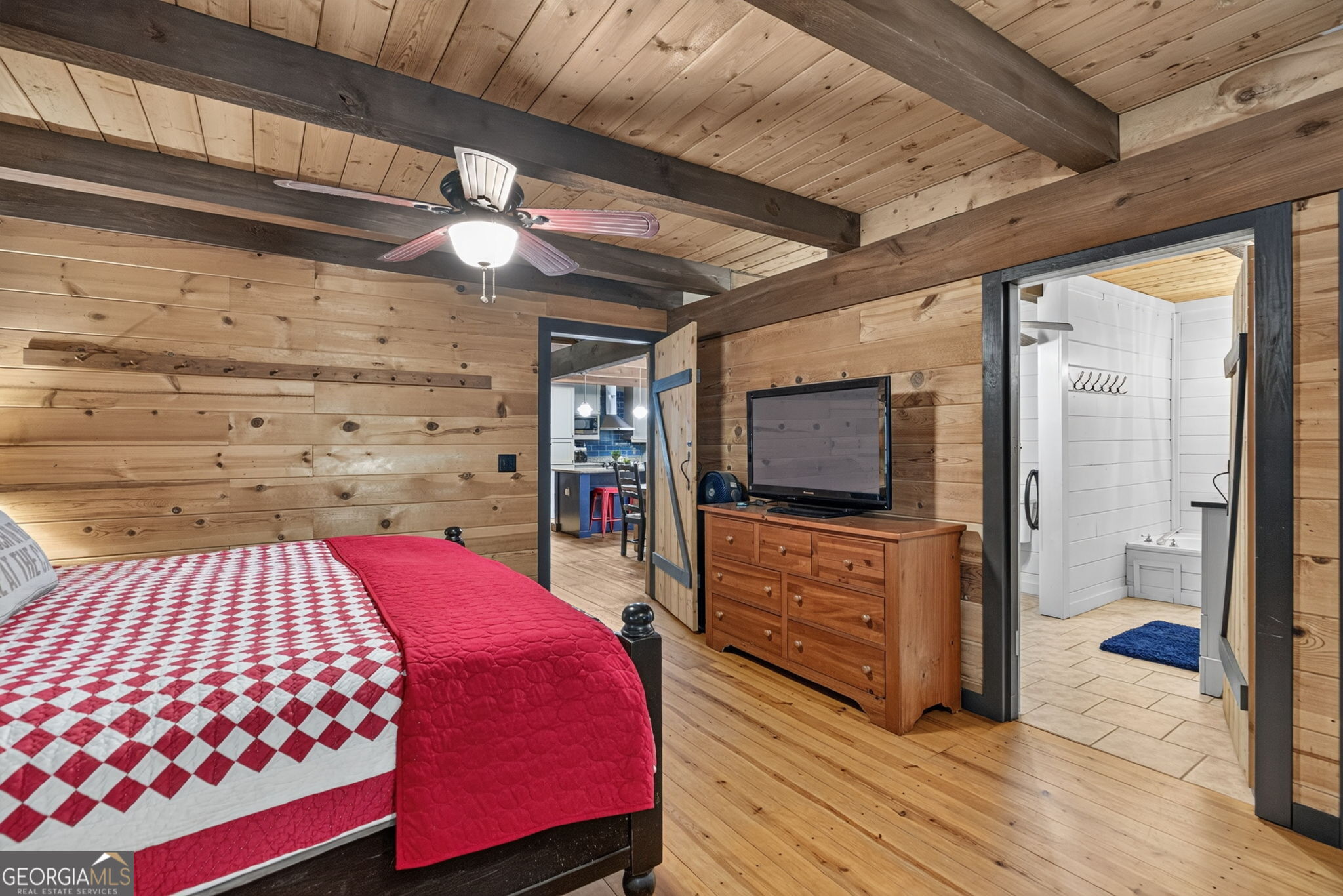 7048 Shell Road Property Photo 17