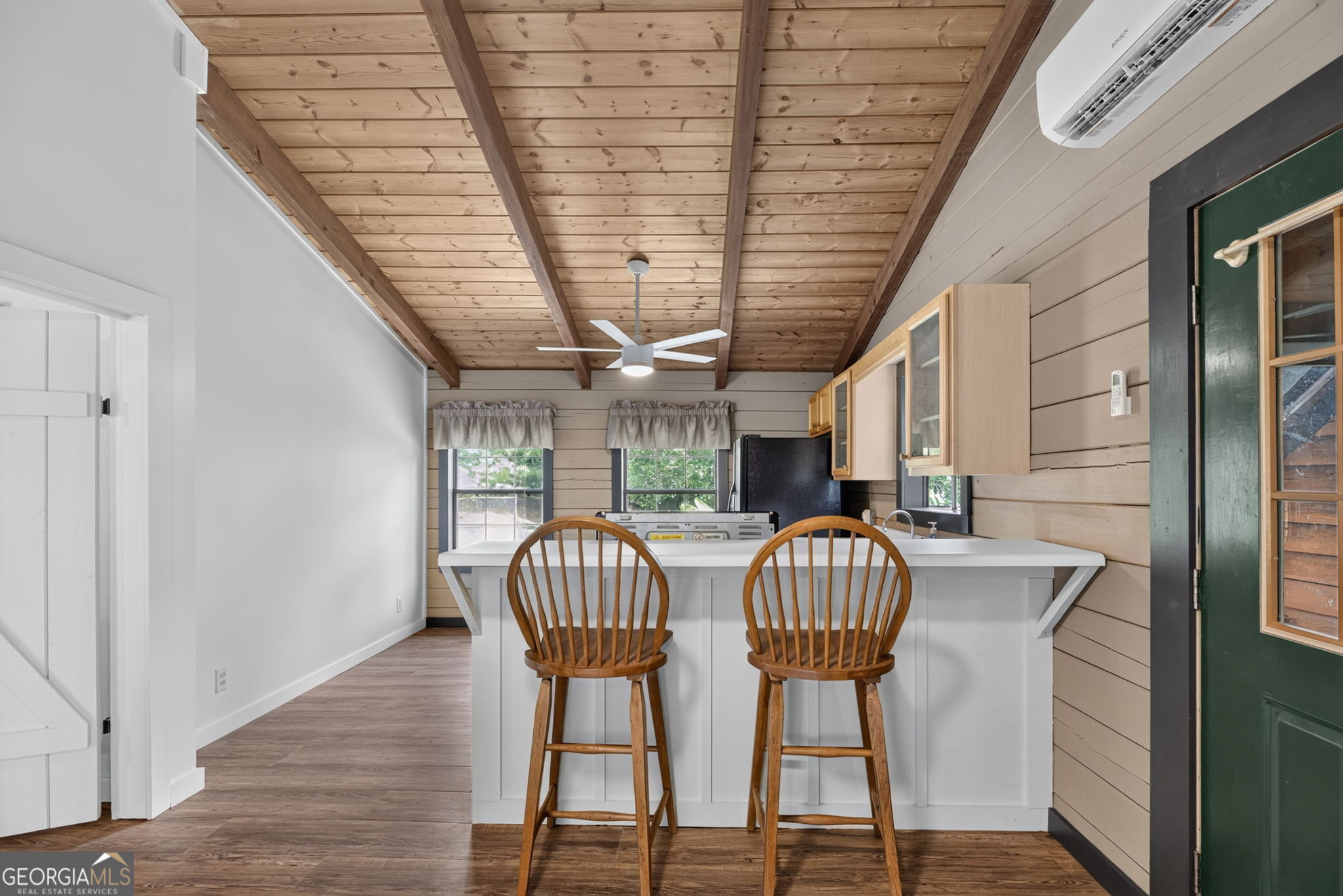 7048 Shell Road Property Photo 34