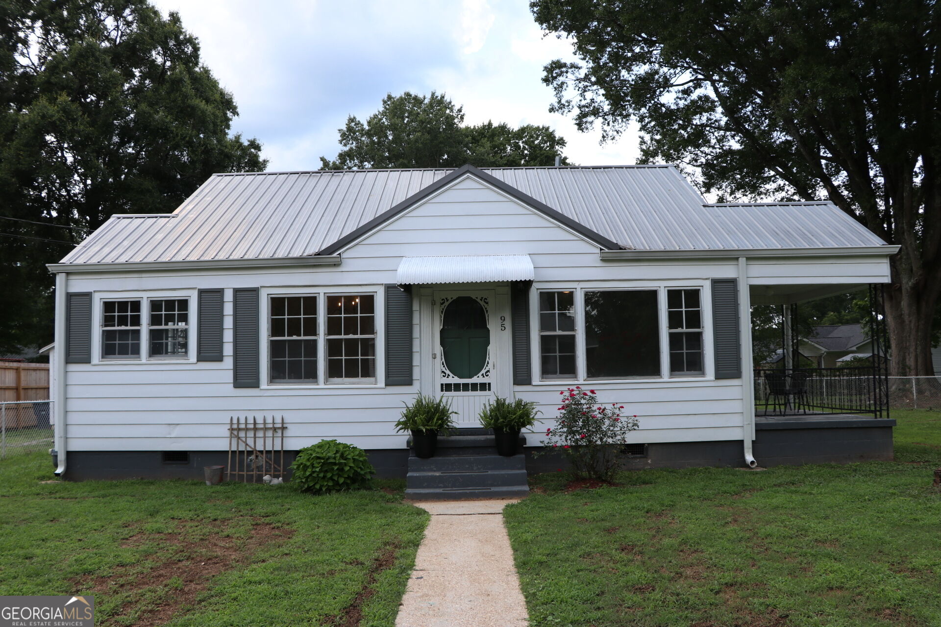 95 Cherry Street Property Photo 16