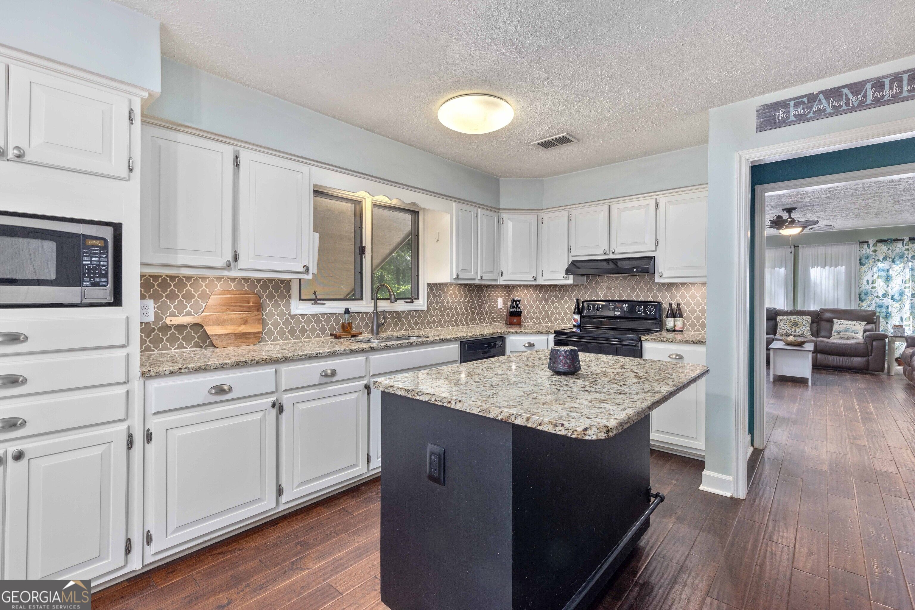 1011 Mountain Hill Road Property Photo 6