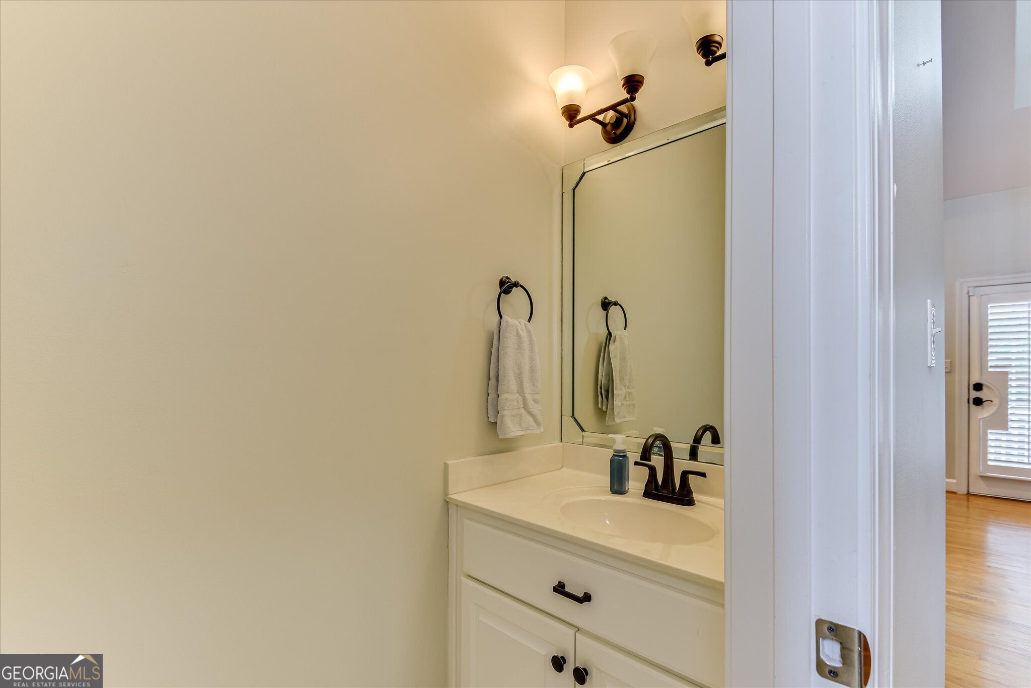 110 Hunting Tower Drive Property Photo 27