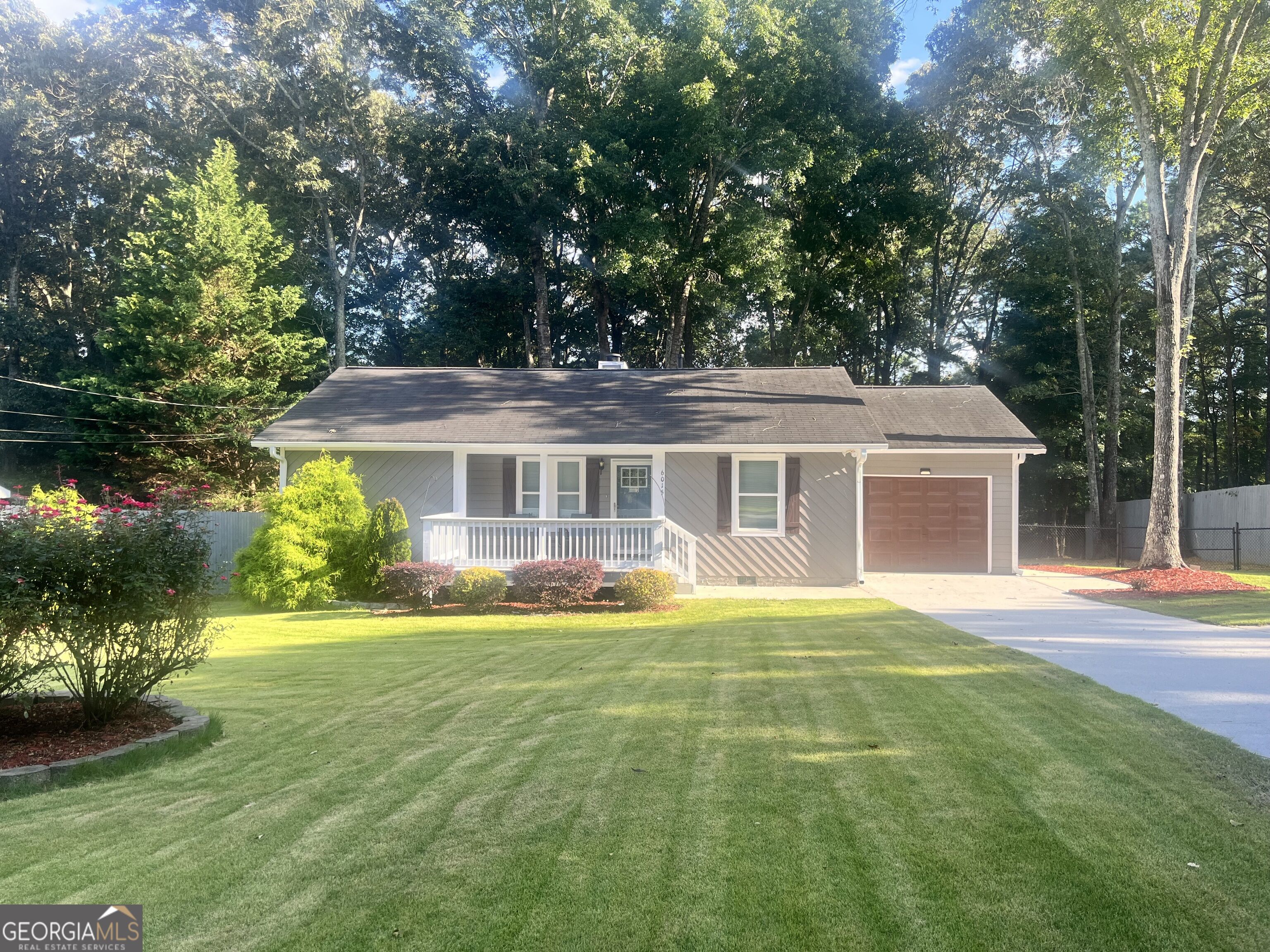 6015 Sumter Drive Property Photo 1