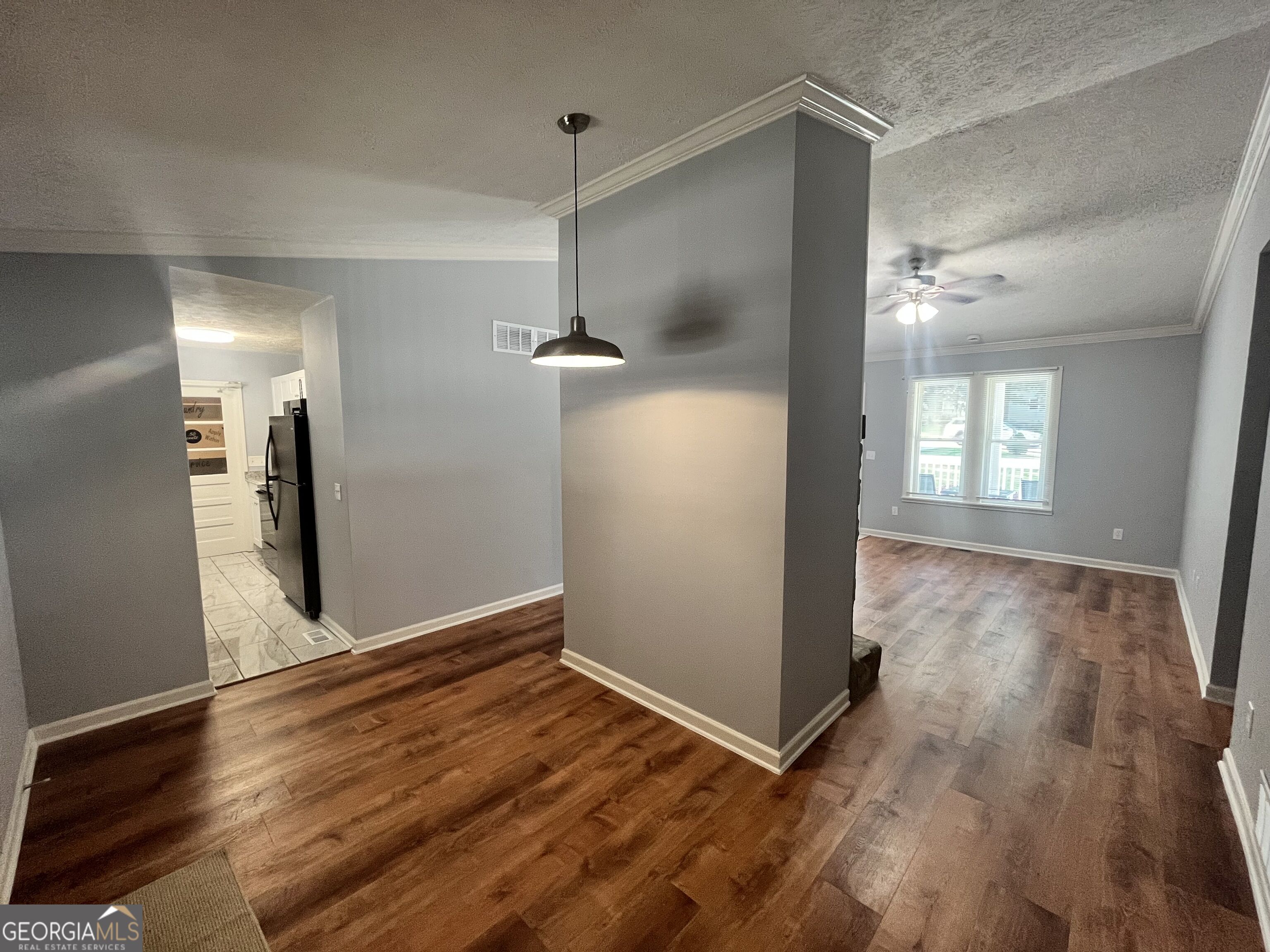 6015 Sumter Drive Property Photo 4