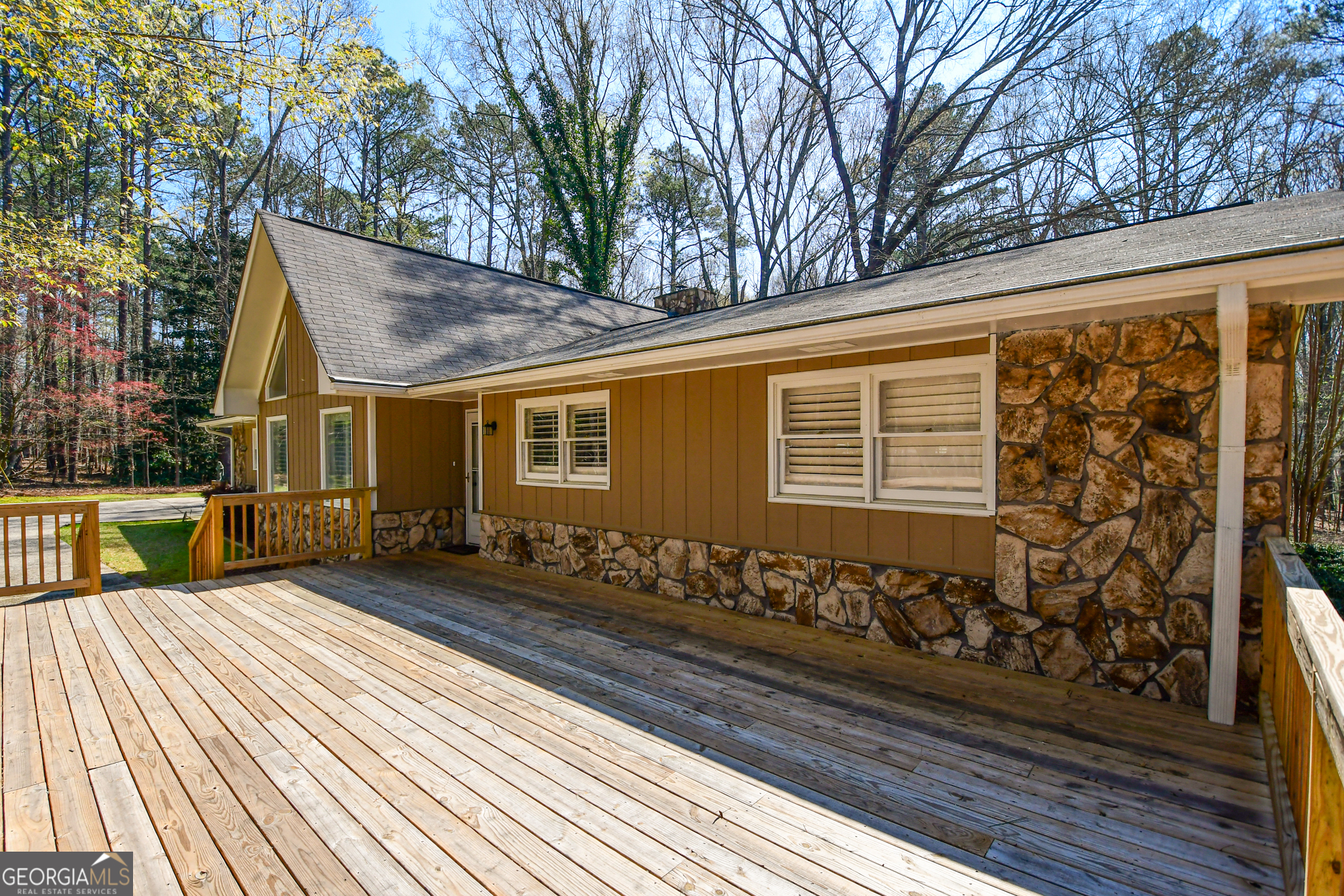 320 Sherwood Road Property Photo 5