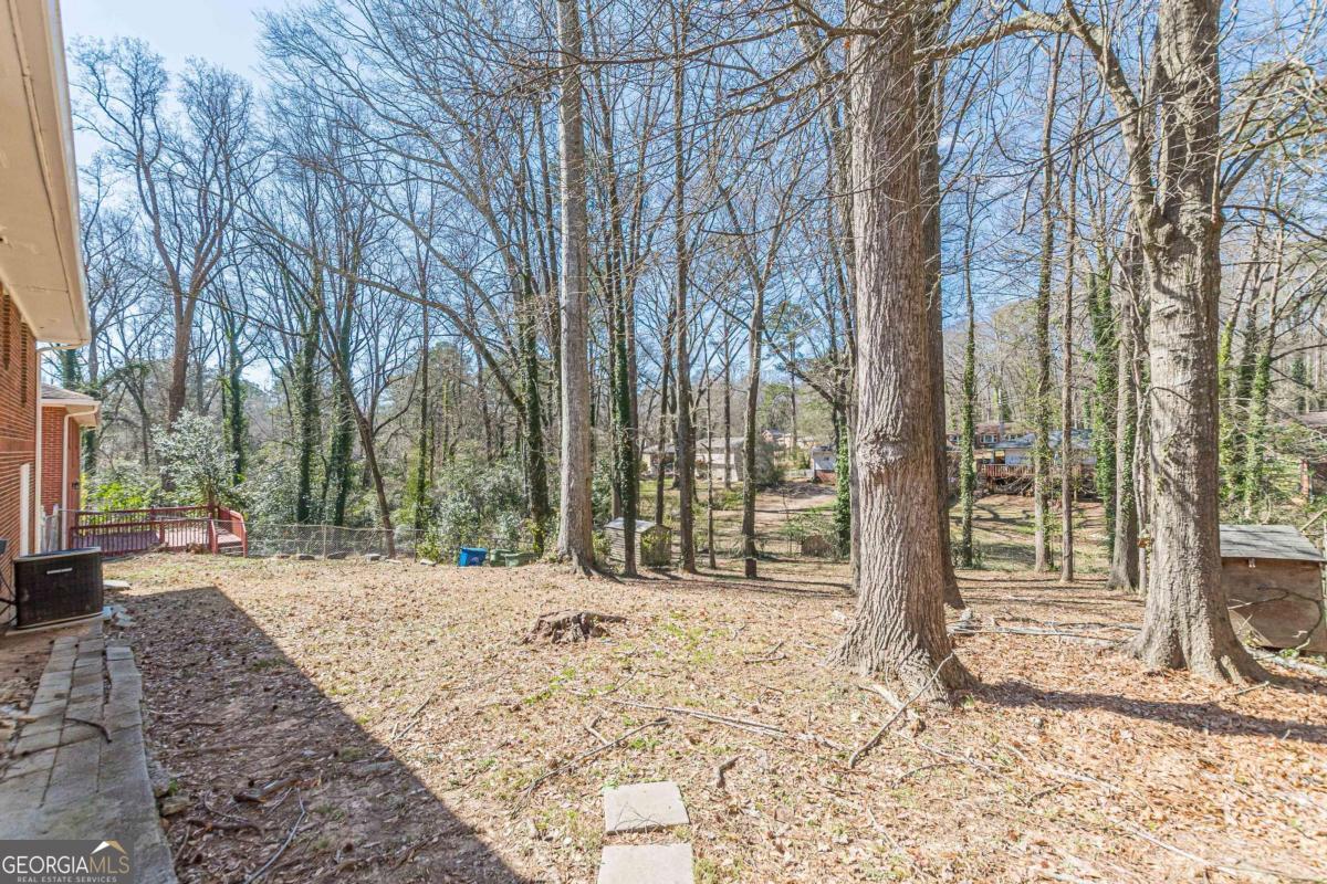 2773 Fairlane Drive Se Property Photo 9