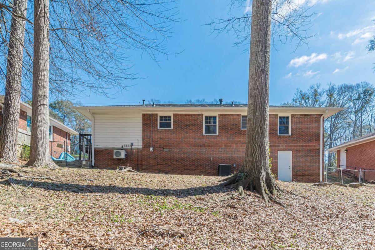 2773 Fairlane Drive Se Property Photo 10
