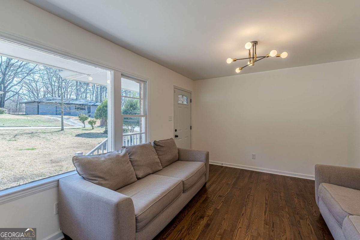 2773 Fairlane Drive Se Property Photo 18
