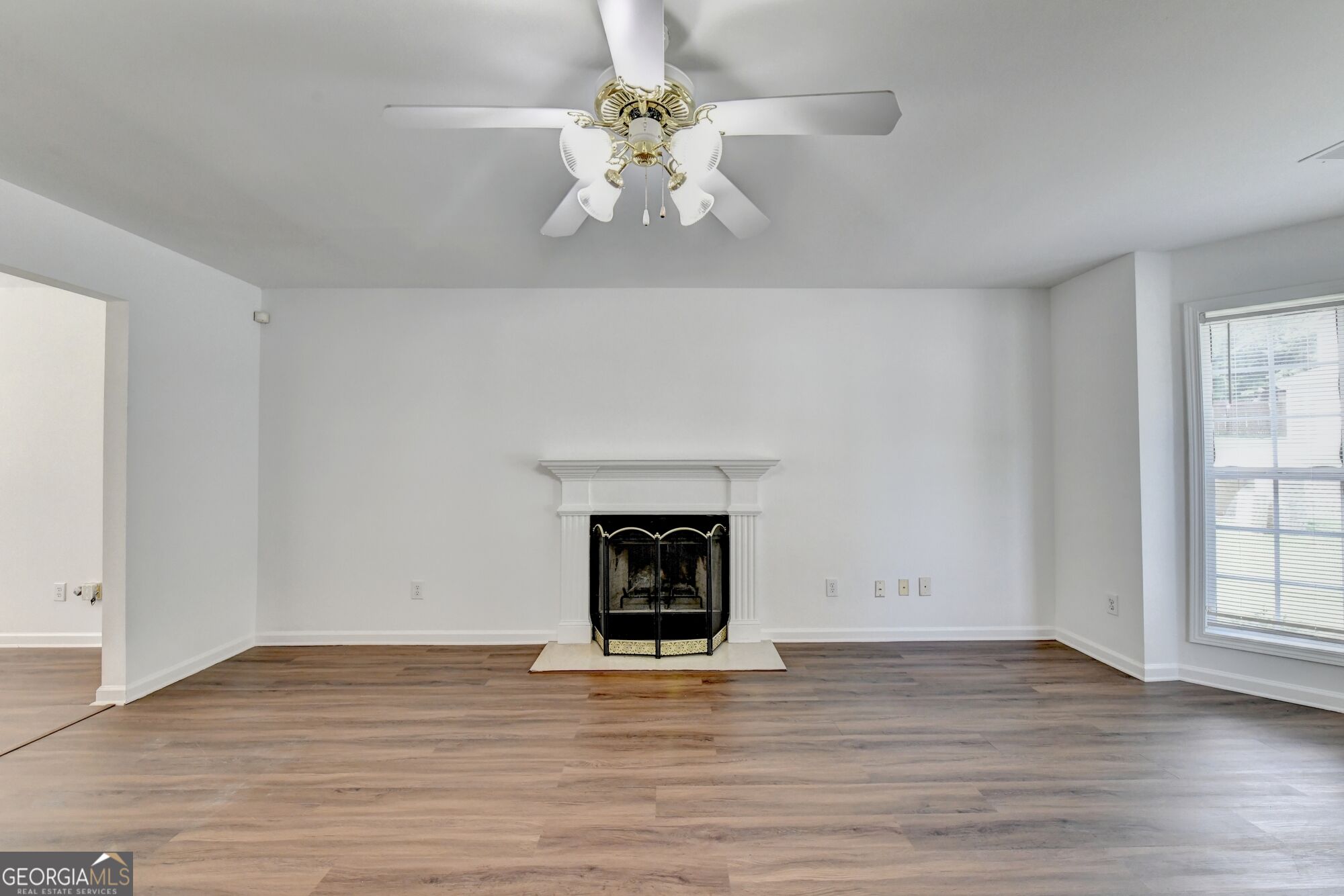 6383 Grand Hickory Drive Property Photo 3