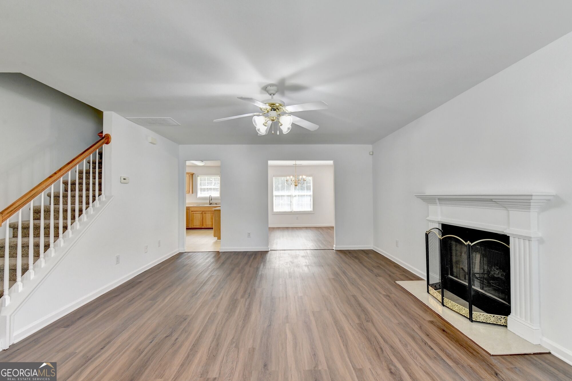 6383 Grand Hickory Drive Property Photo 4