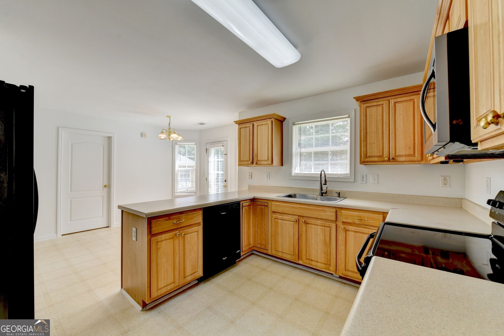 6383 Grand Hickory Drive Property Photo 12