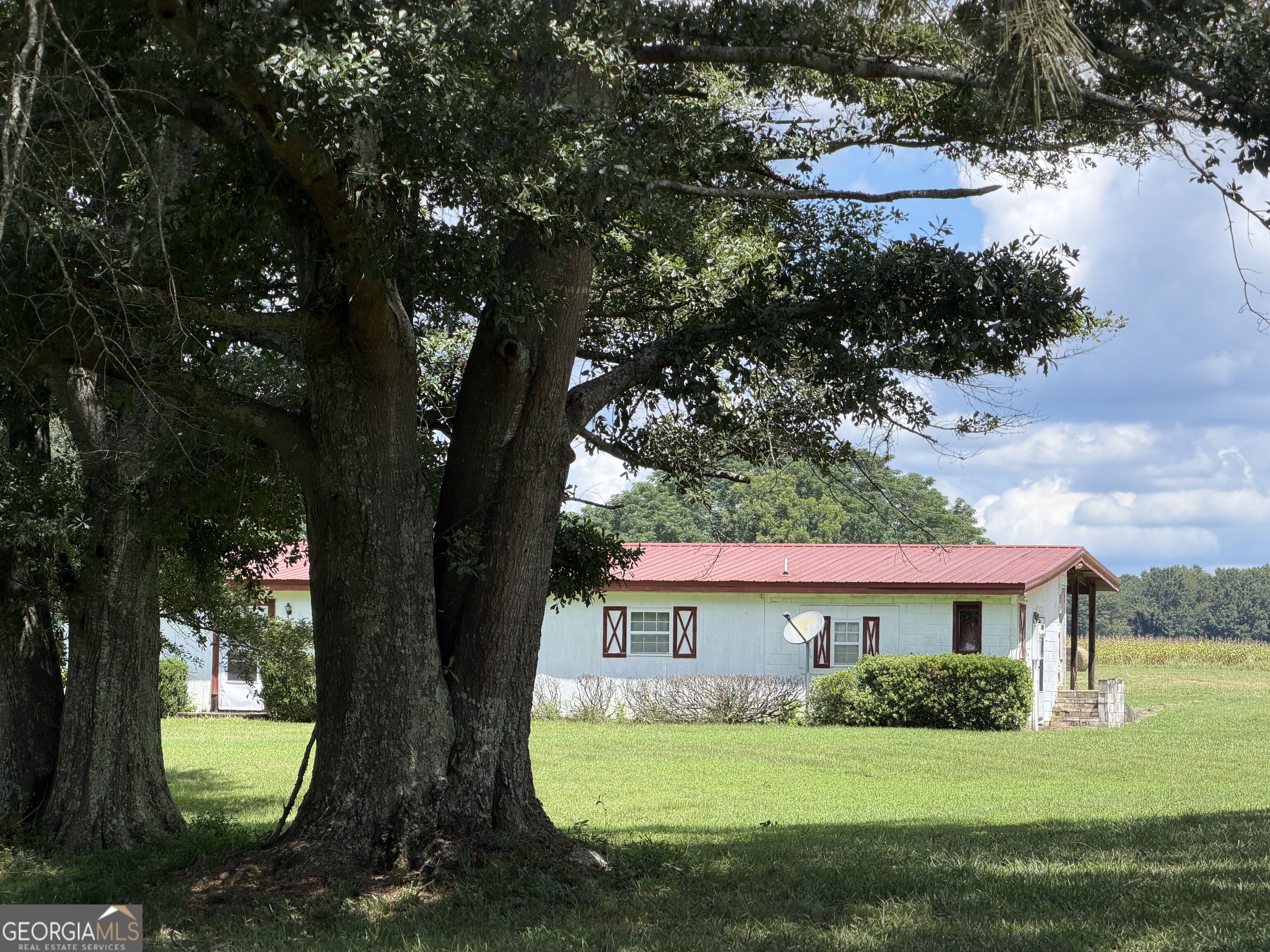 500 Marks Road Property Photo 2