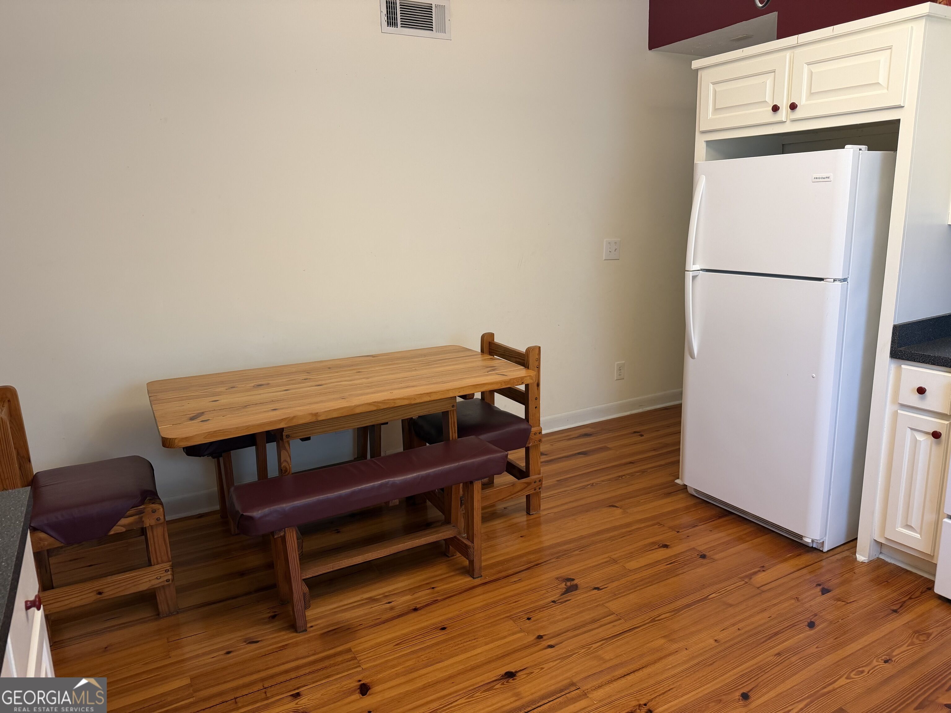 500 Marks Road Property Photo 11