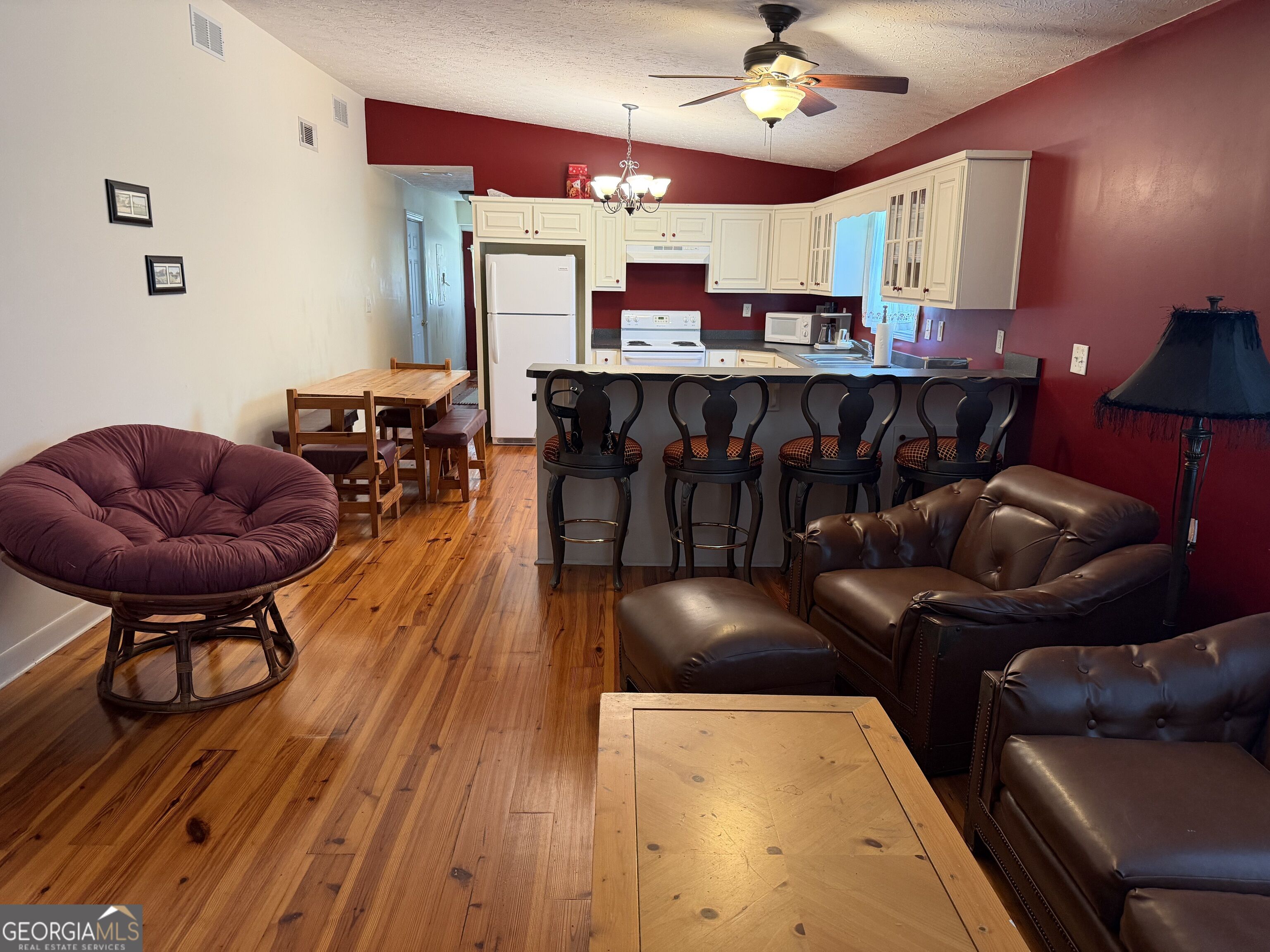 500 Marks Road Property Photo 12