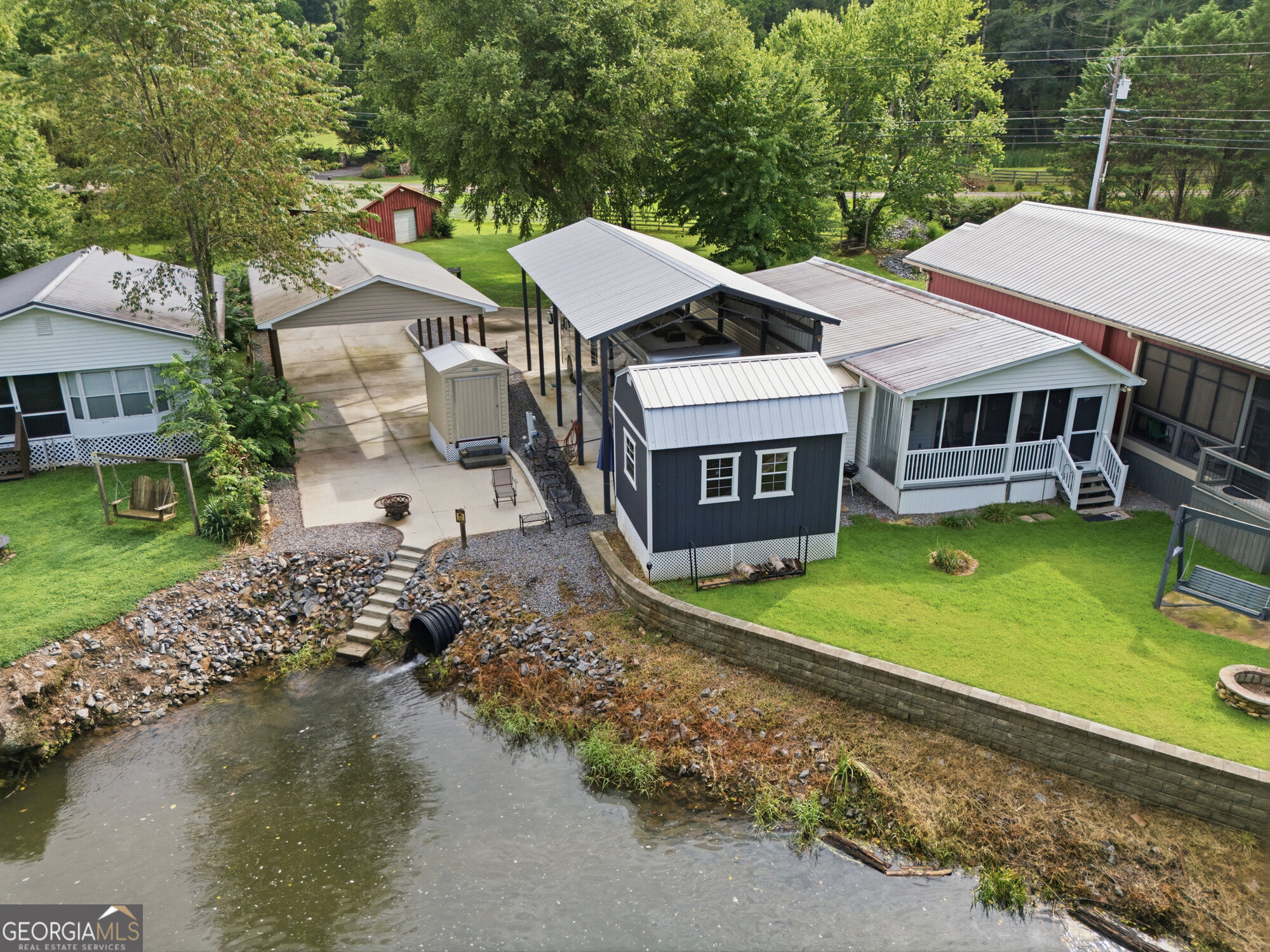 4166 Riverbank Run Property Photo 6