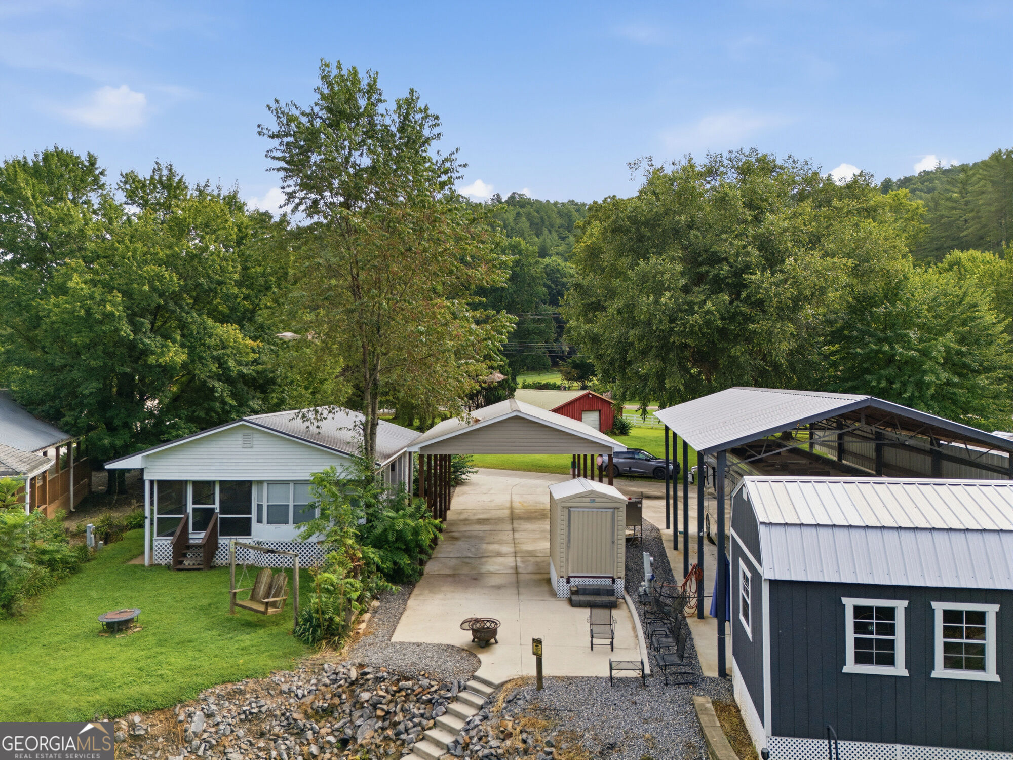 4166 Riverbank Run Property Photo 9