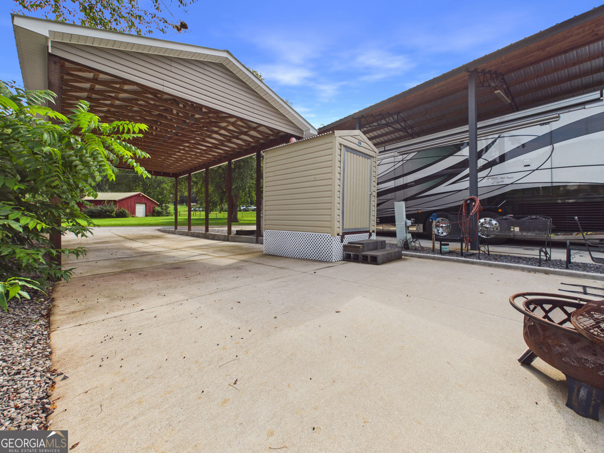 4166 Riverbank Run Property Photo 10