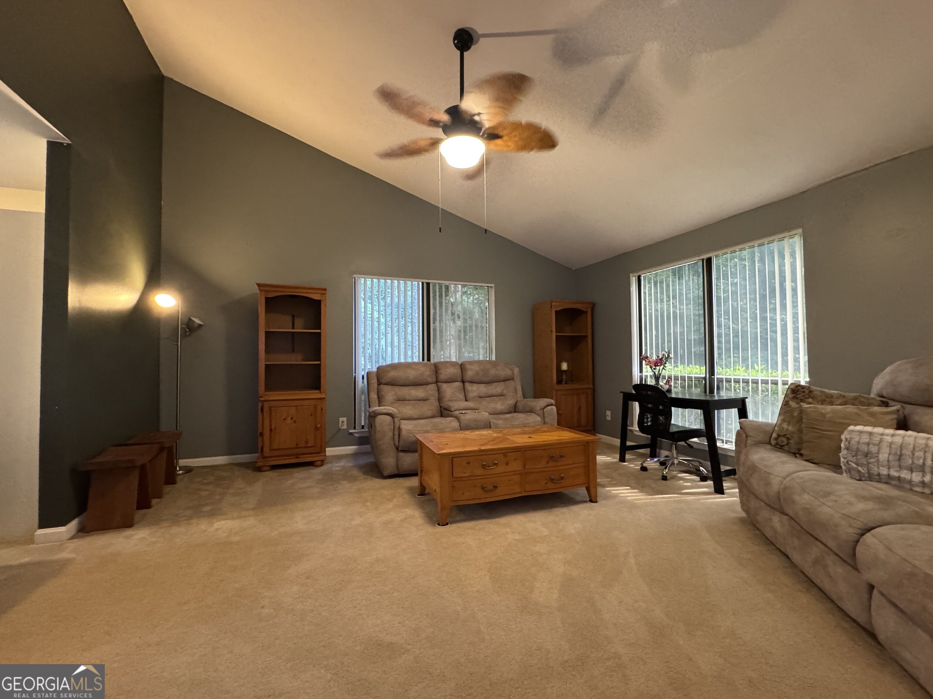 505 Willow Way Property Photo 3
