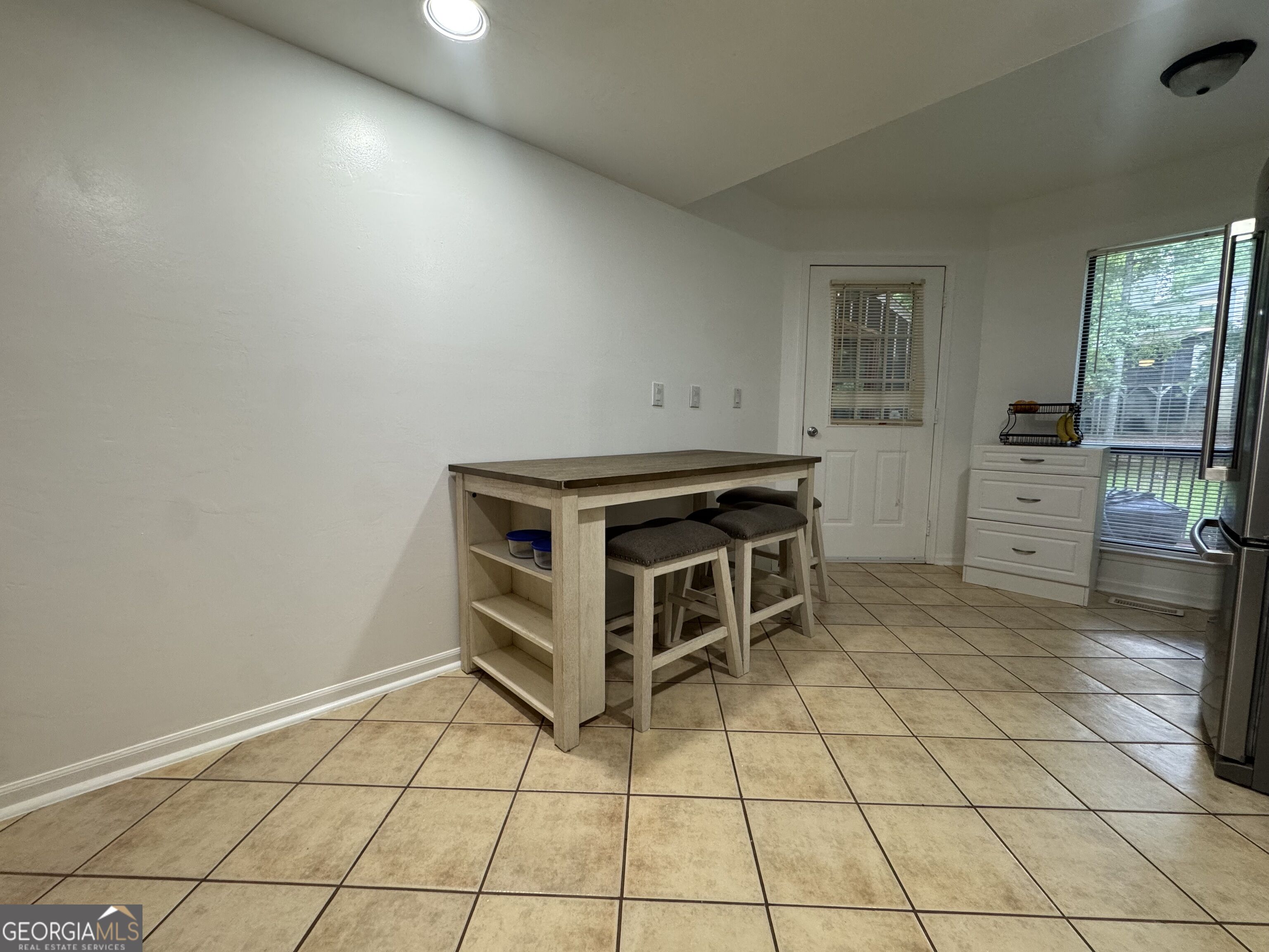 505 Willow Way Property Photo 8